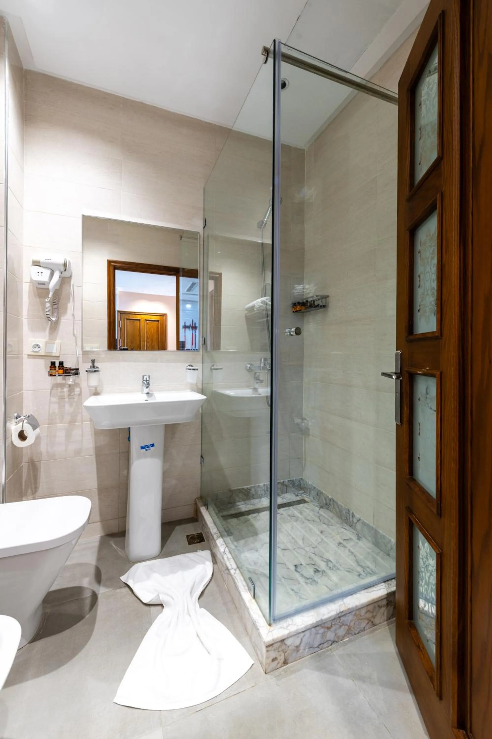 Bathroom in Atlantic Mnar