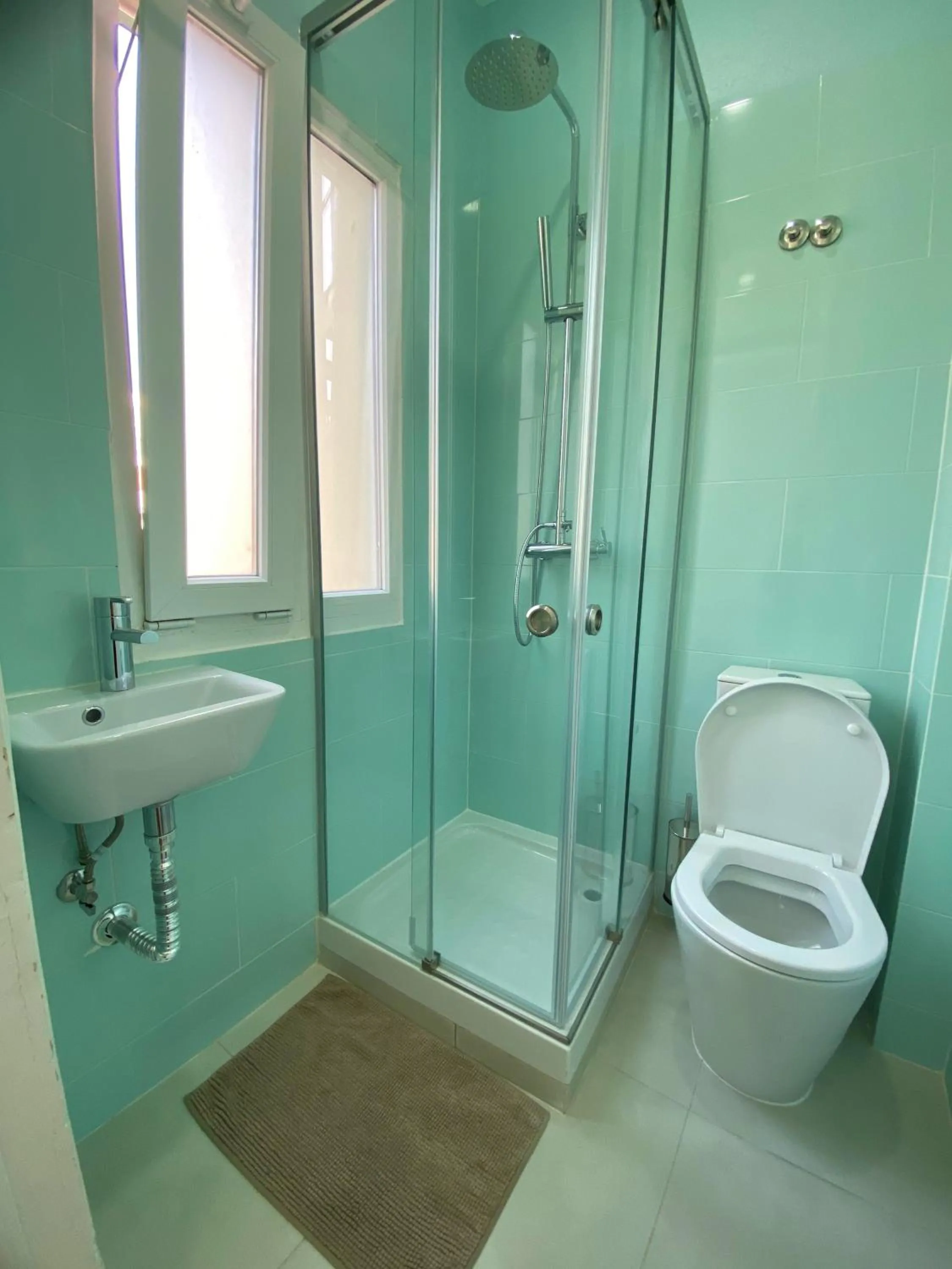 Bathroom in Green Heart Hostel