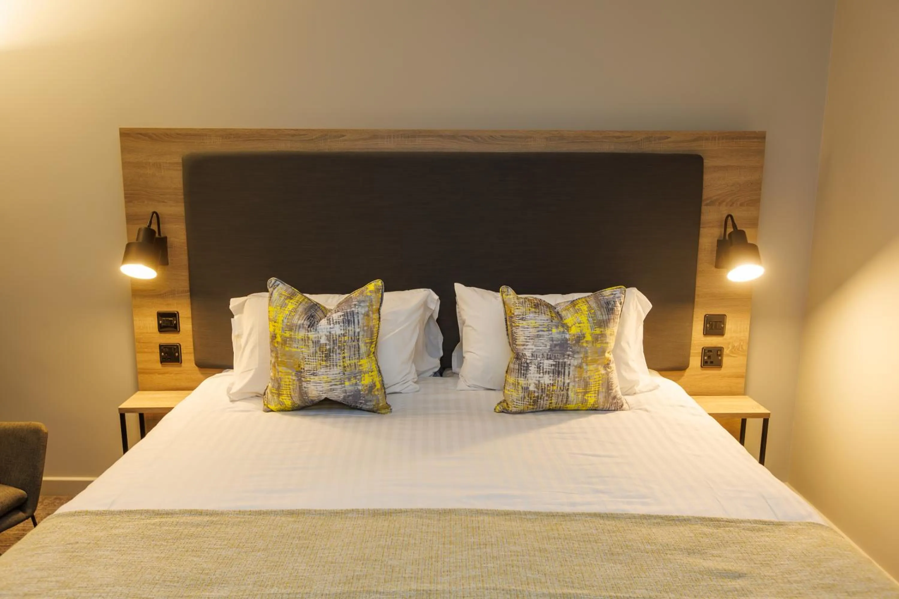 Bedroom, Bed in Tŷ Newport