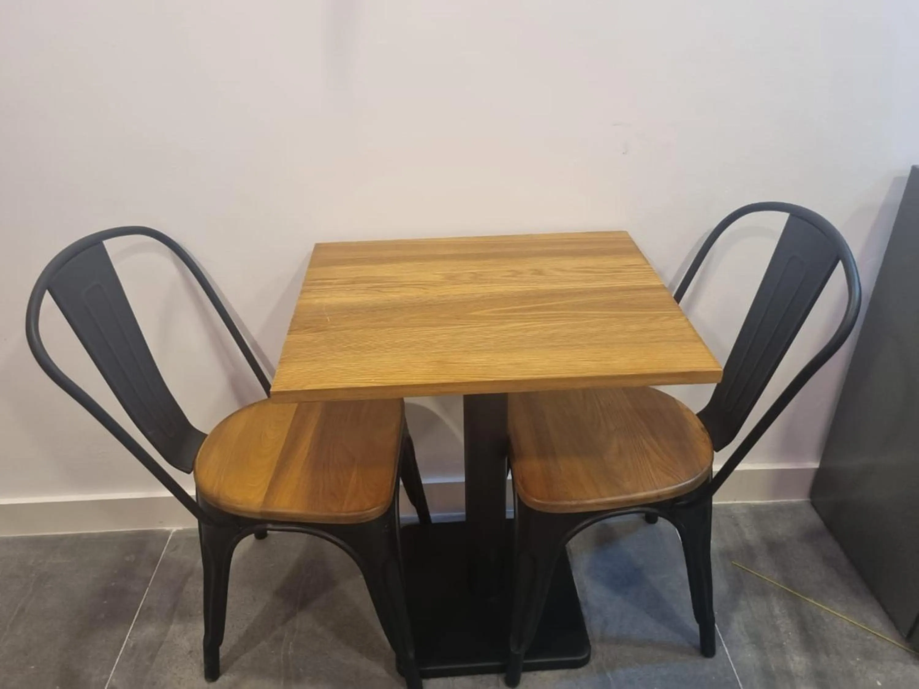 Dining area in Batuta Maldives Inn