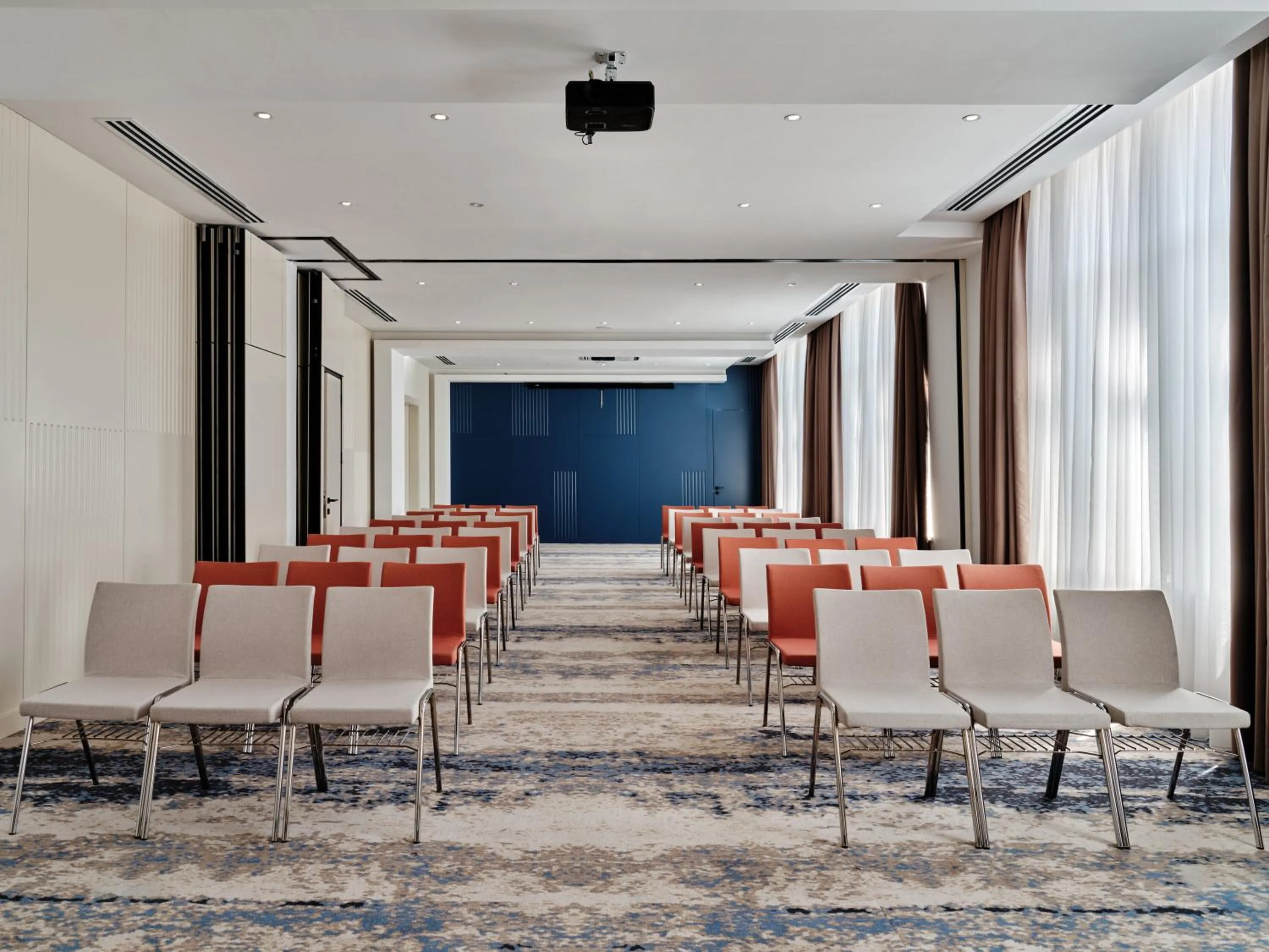 Meeting/conference room in Crowne Plaza Tashkent, an IHG Hotel