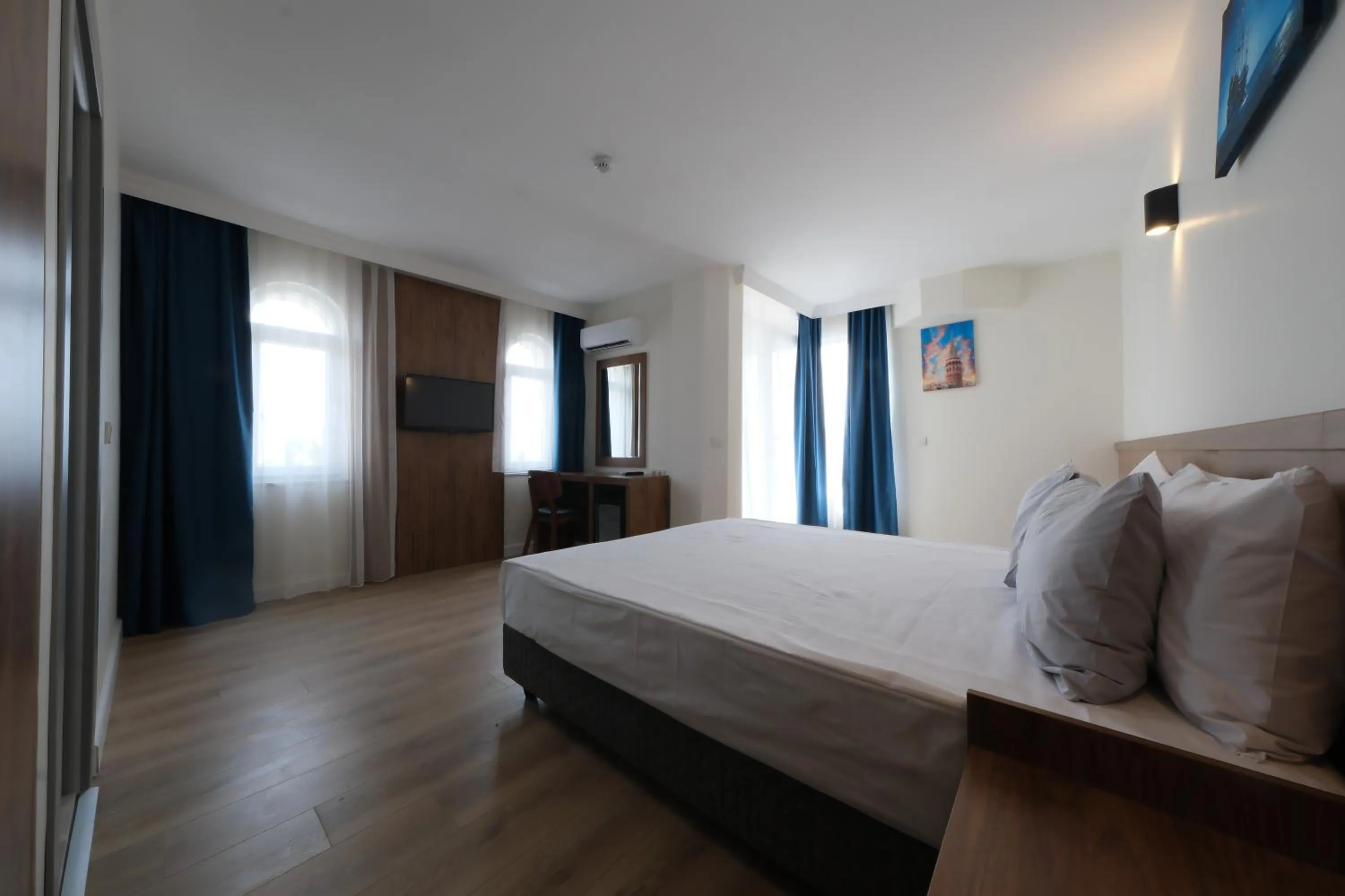 Bed in Premier Inn City Antalya