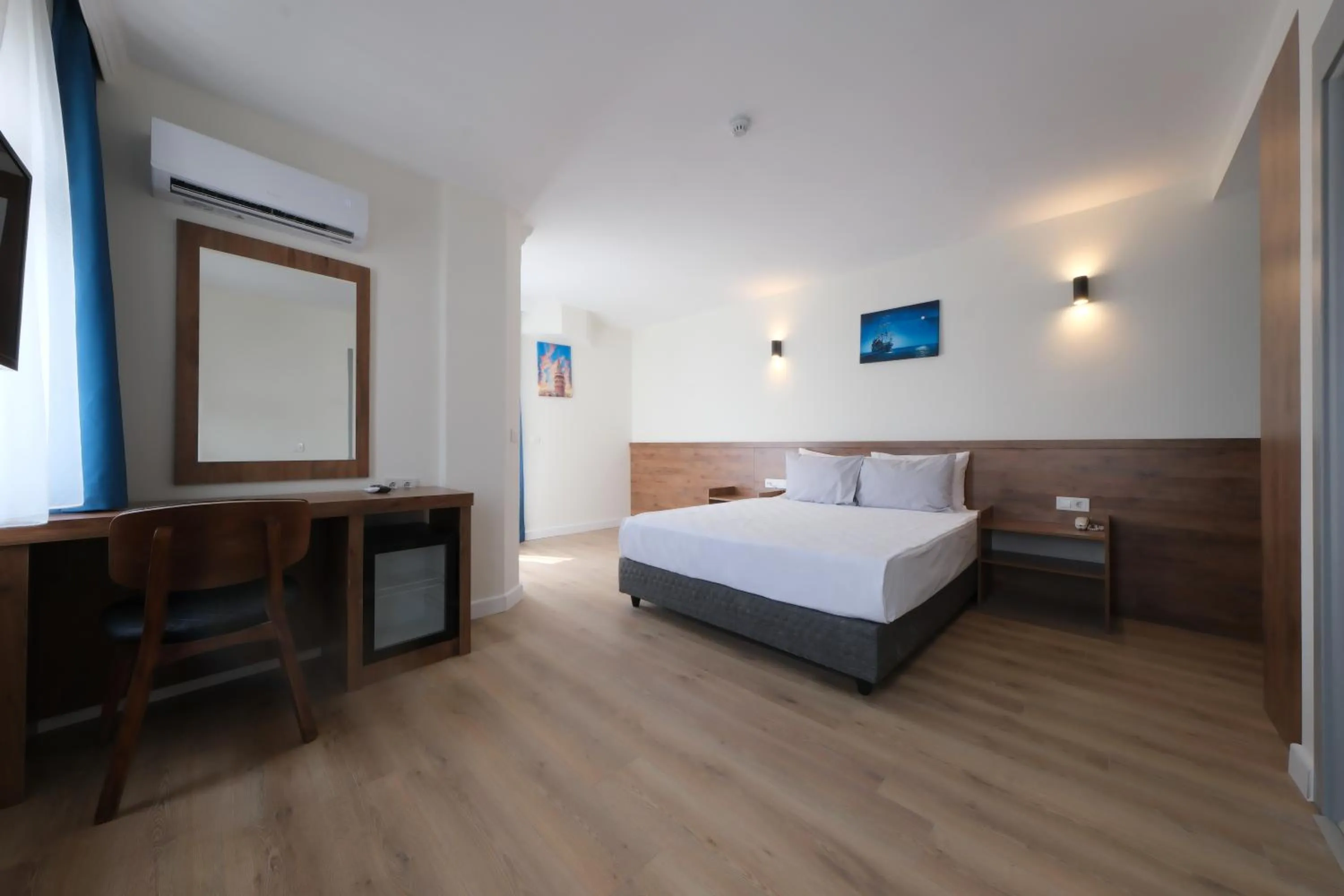 Bed in Premier Inn City Antalya