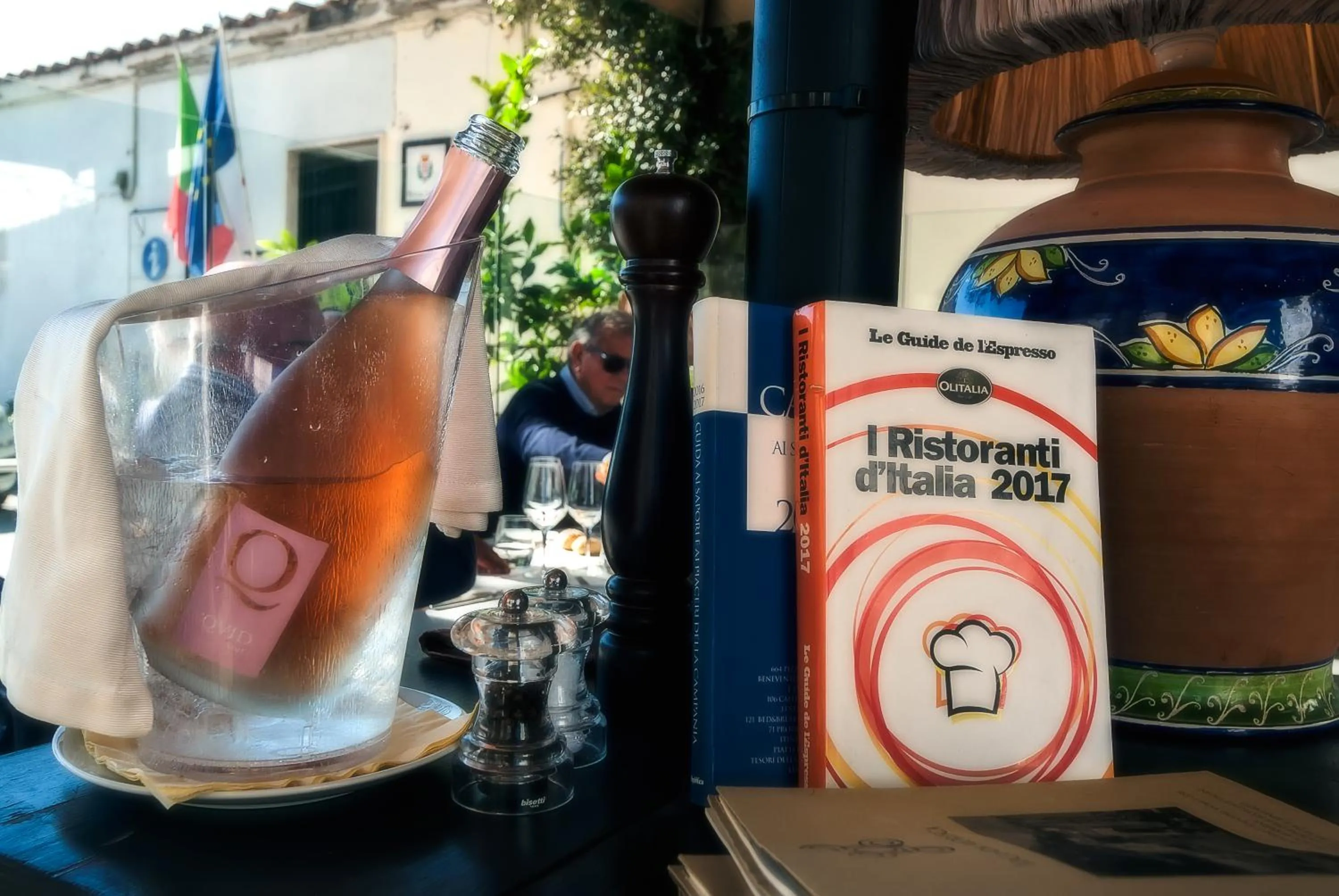 Drinks in La Moresca