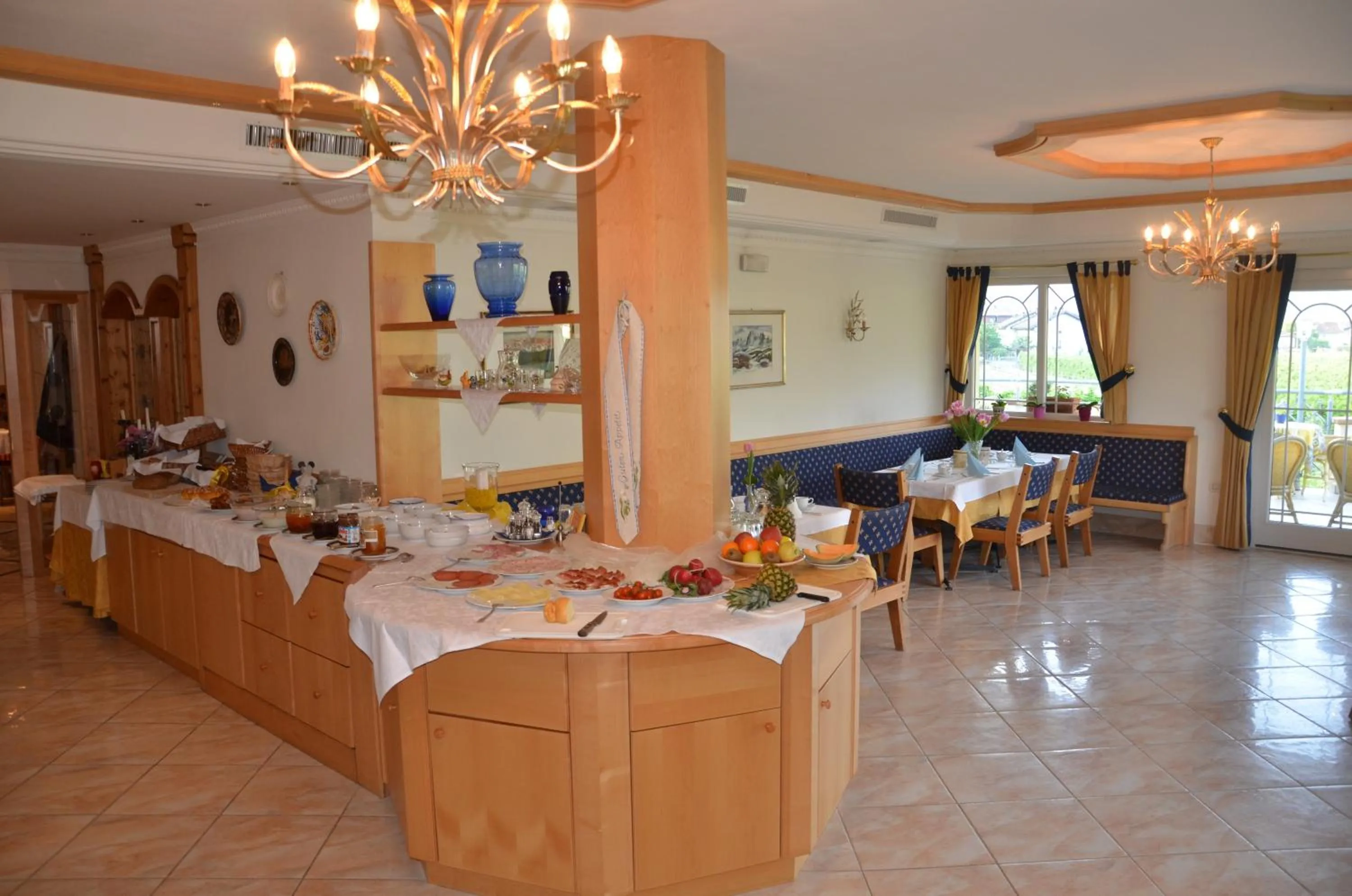 Restaurant/places to eat in Hotel Greifenstein