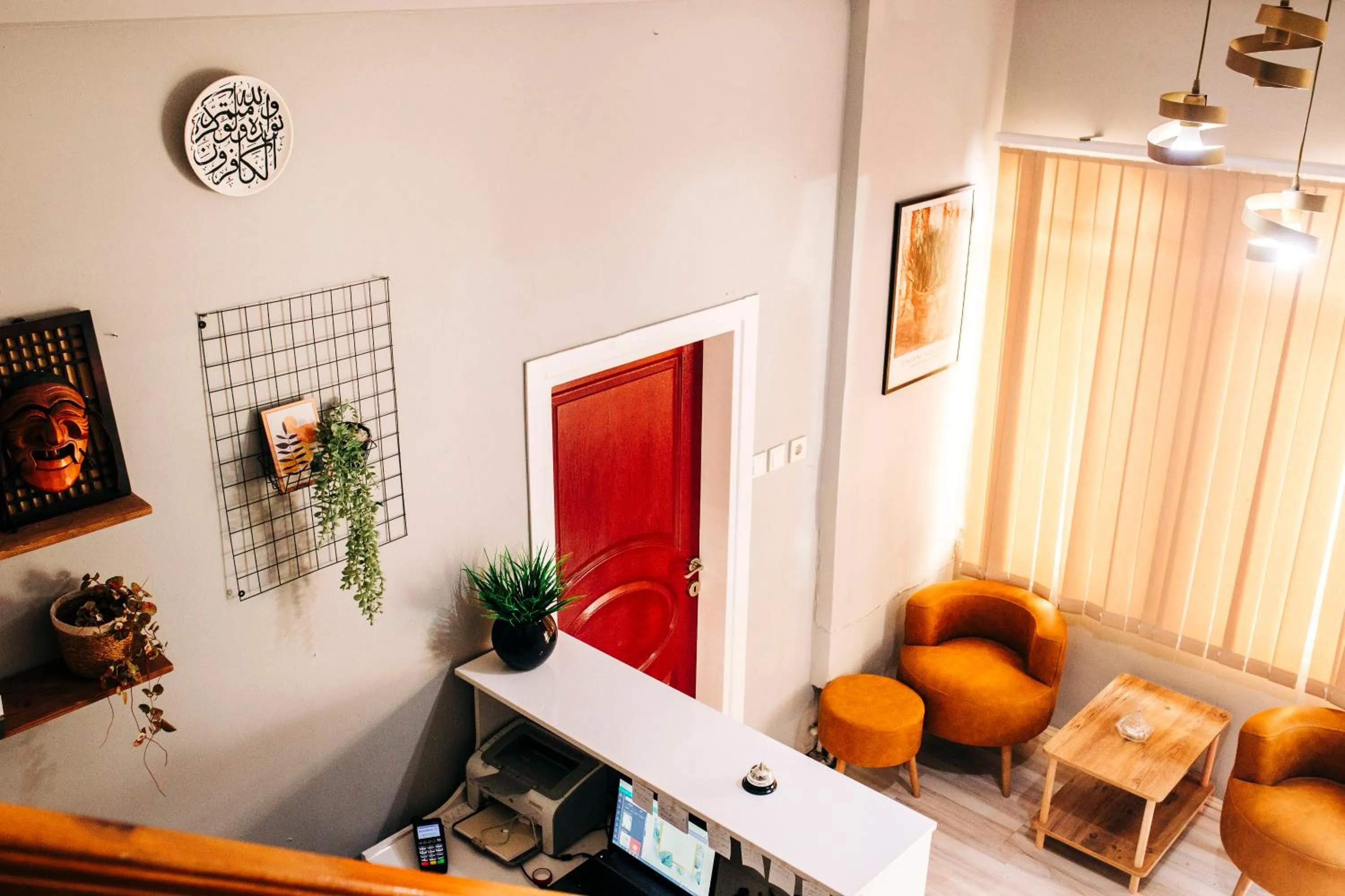 Seating area in Kaynarca Otel