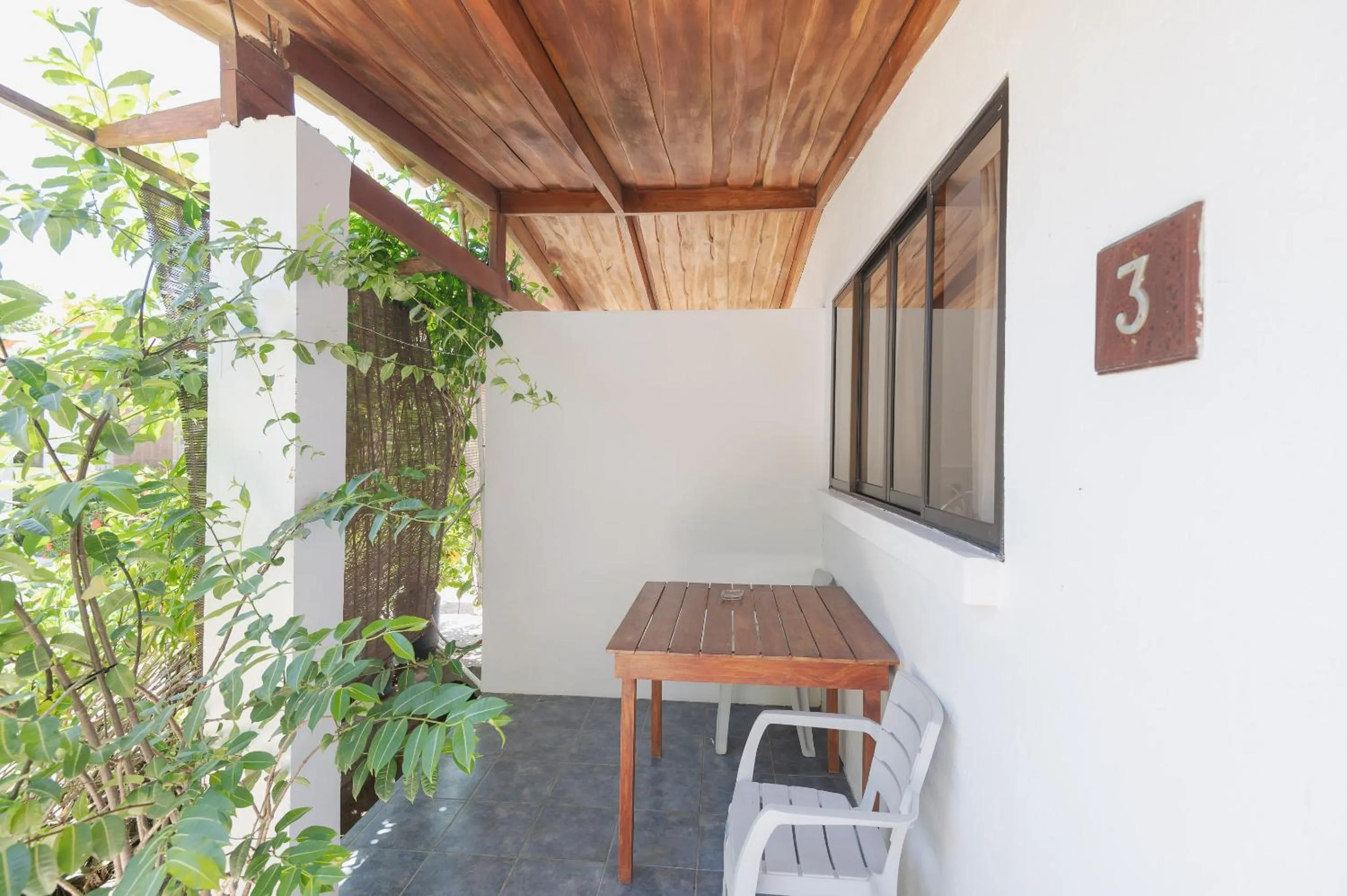 Patio in Maoritsio Garden Studios