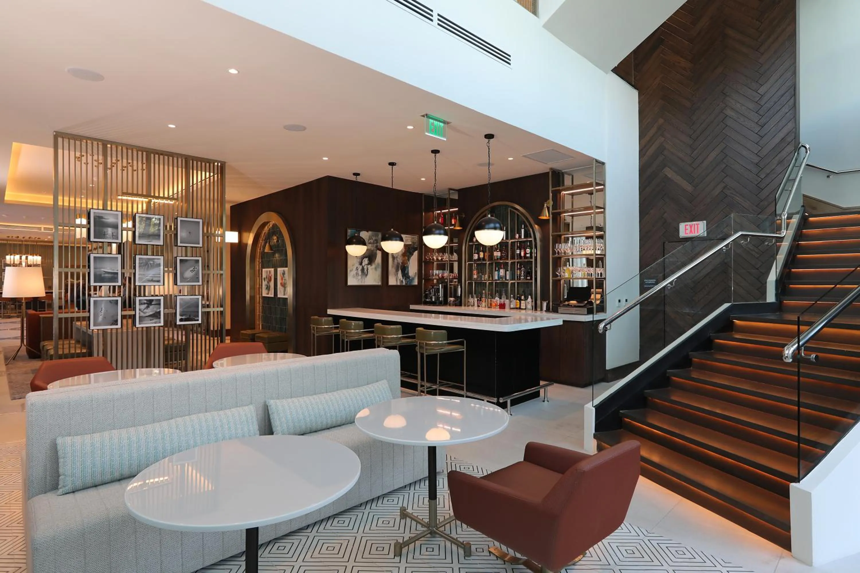 Lounge or bar in Courtyard by Marriott Santo Domingo Piantini