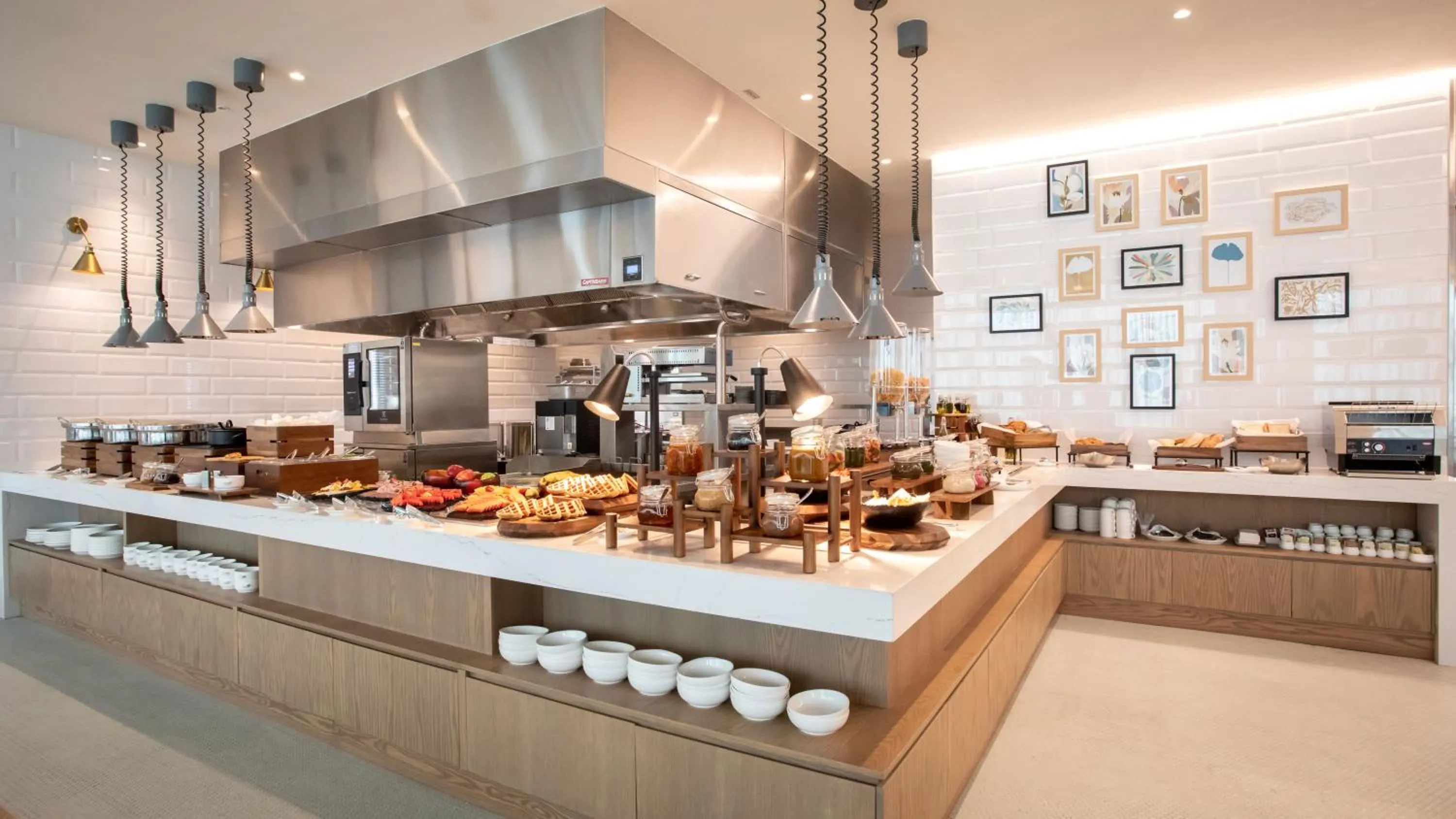 Restaurant/places to eat in Courtyard by Marriott Santo Domingo Piantini