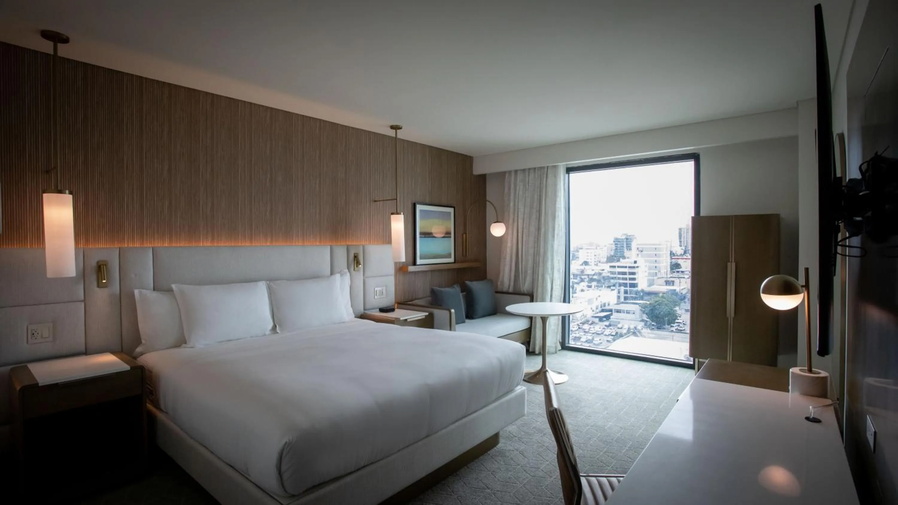 Bedroom, Bed in Courtyard by Marriott Santo Domingo Piantini