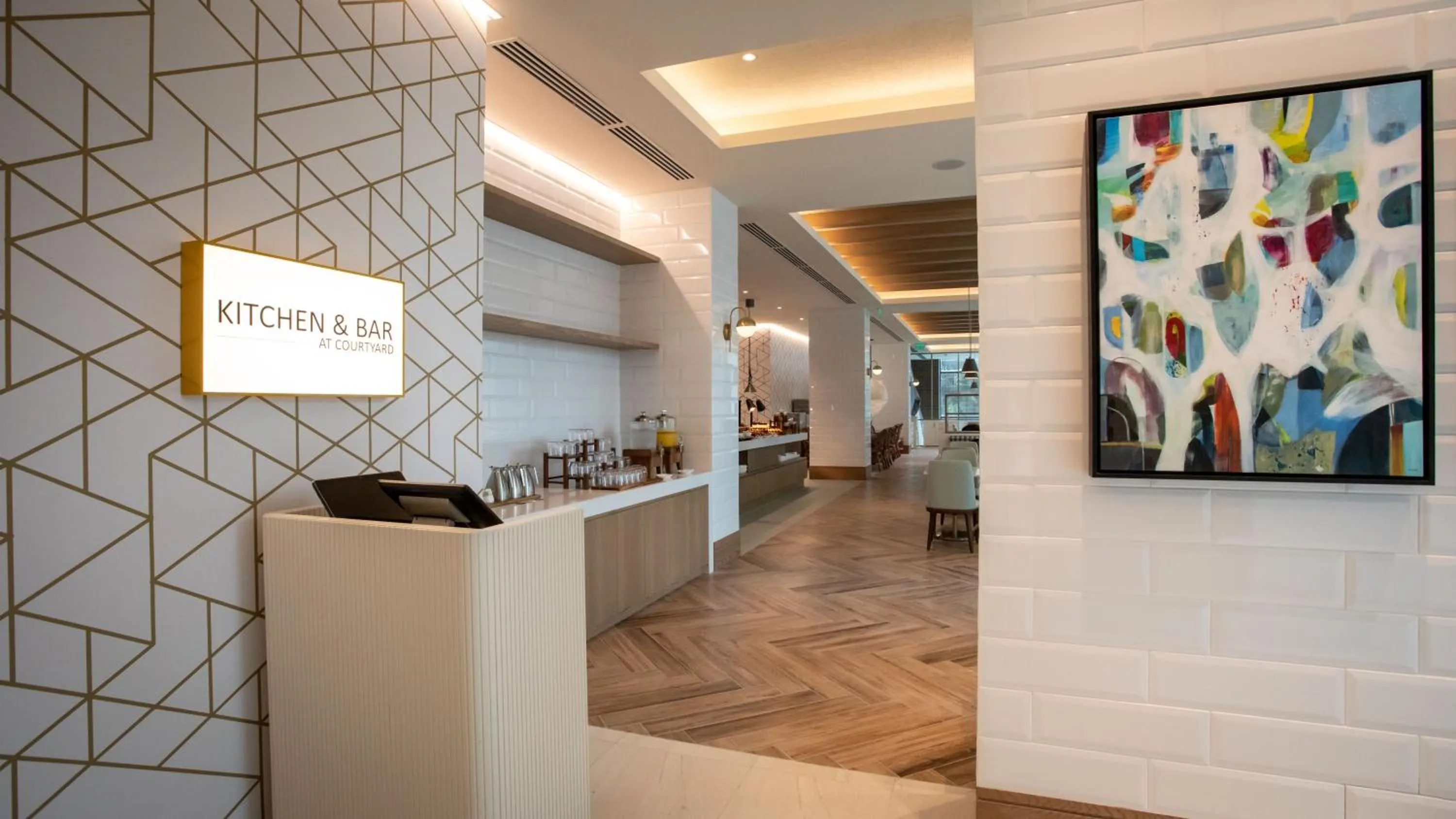 Restaurant/places to eat in Courtyard by Marriott Santo Domingo Piantini