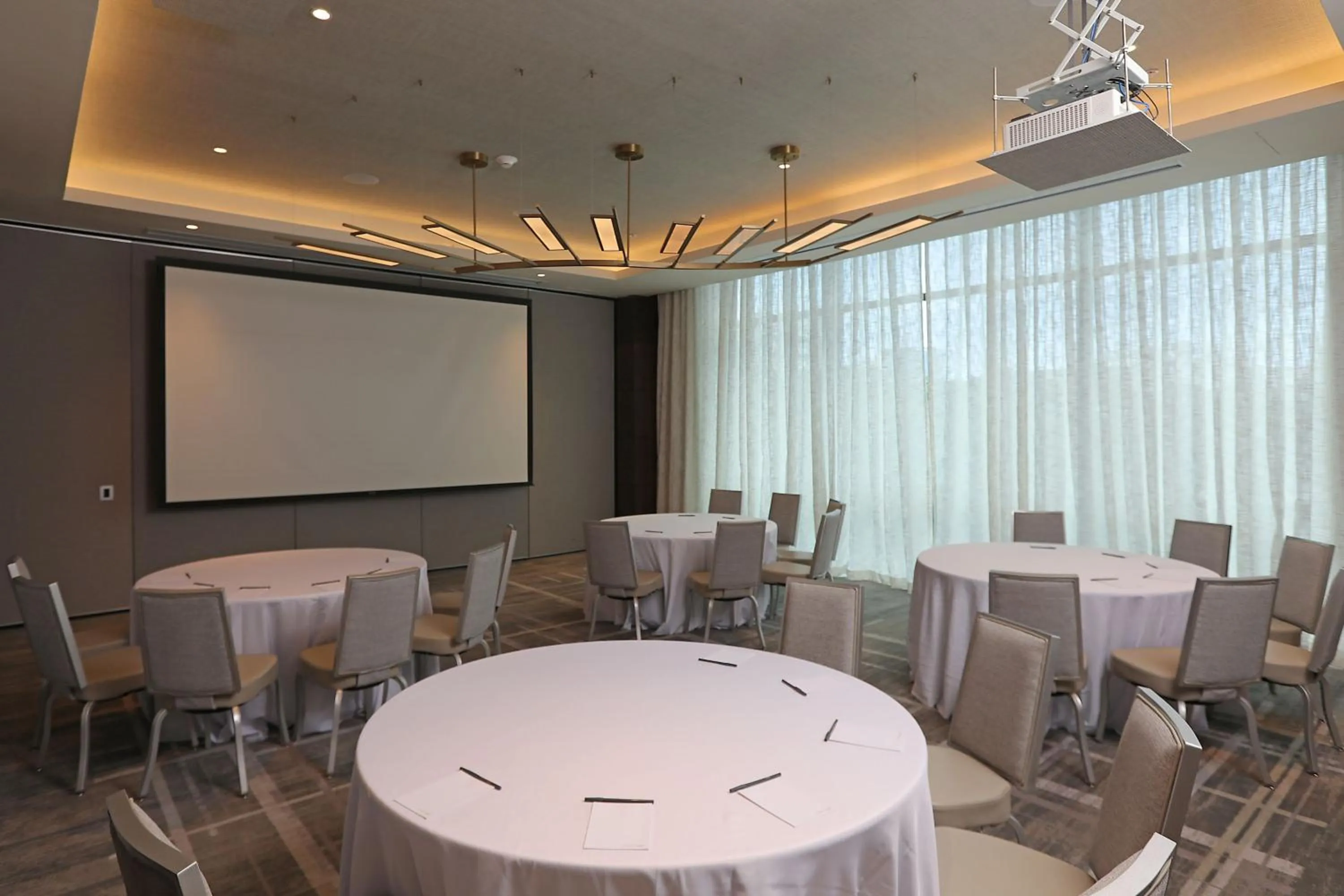 Meeting/conference room in Courtyard by Marriott Santo Domingo Piantini