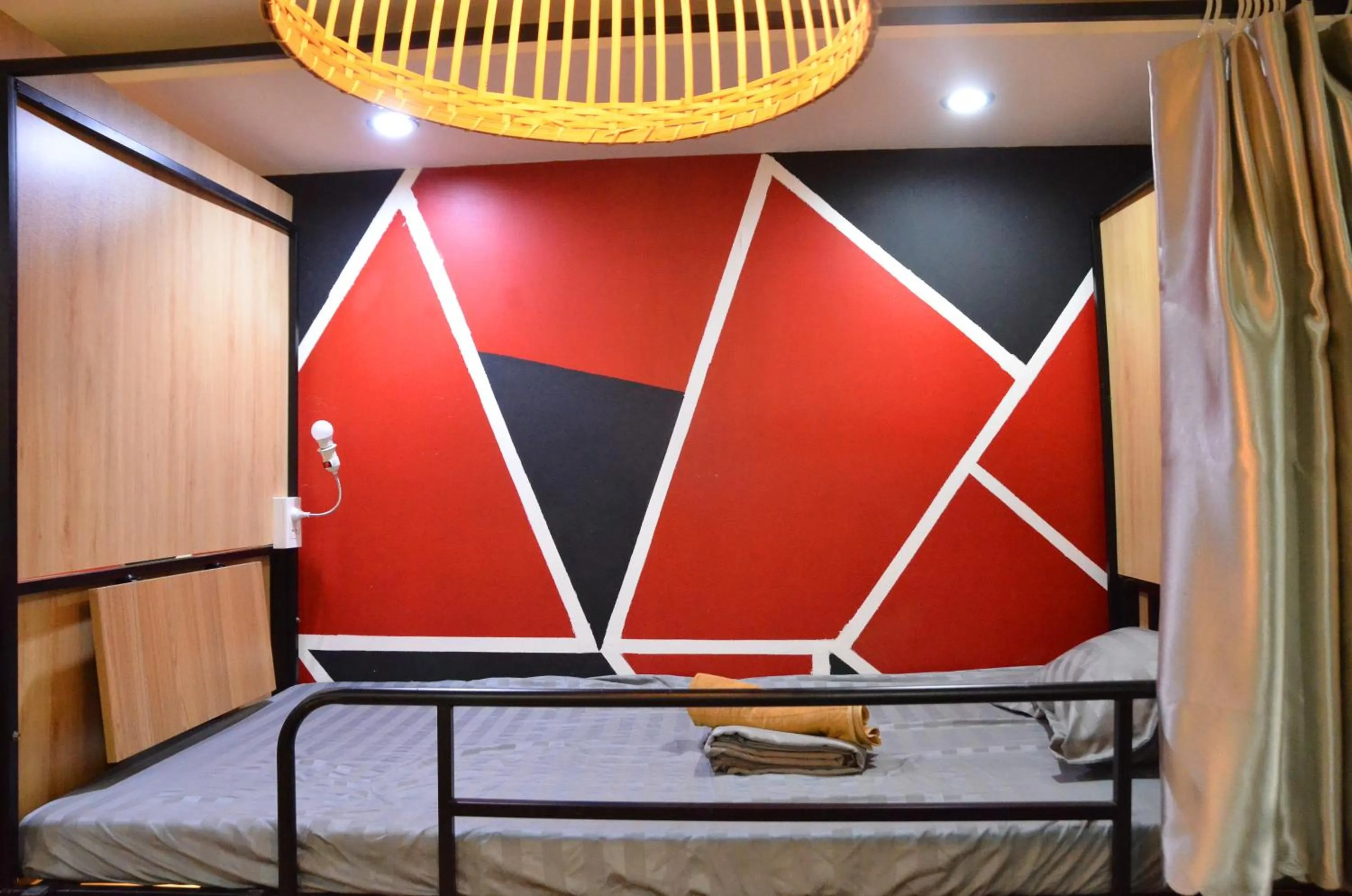 Bed in Northern Hostel - Bui Vien Walking Street