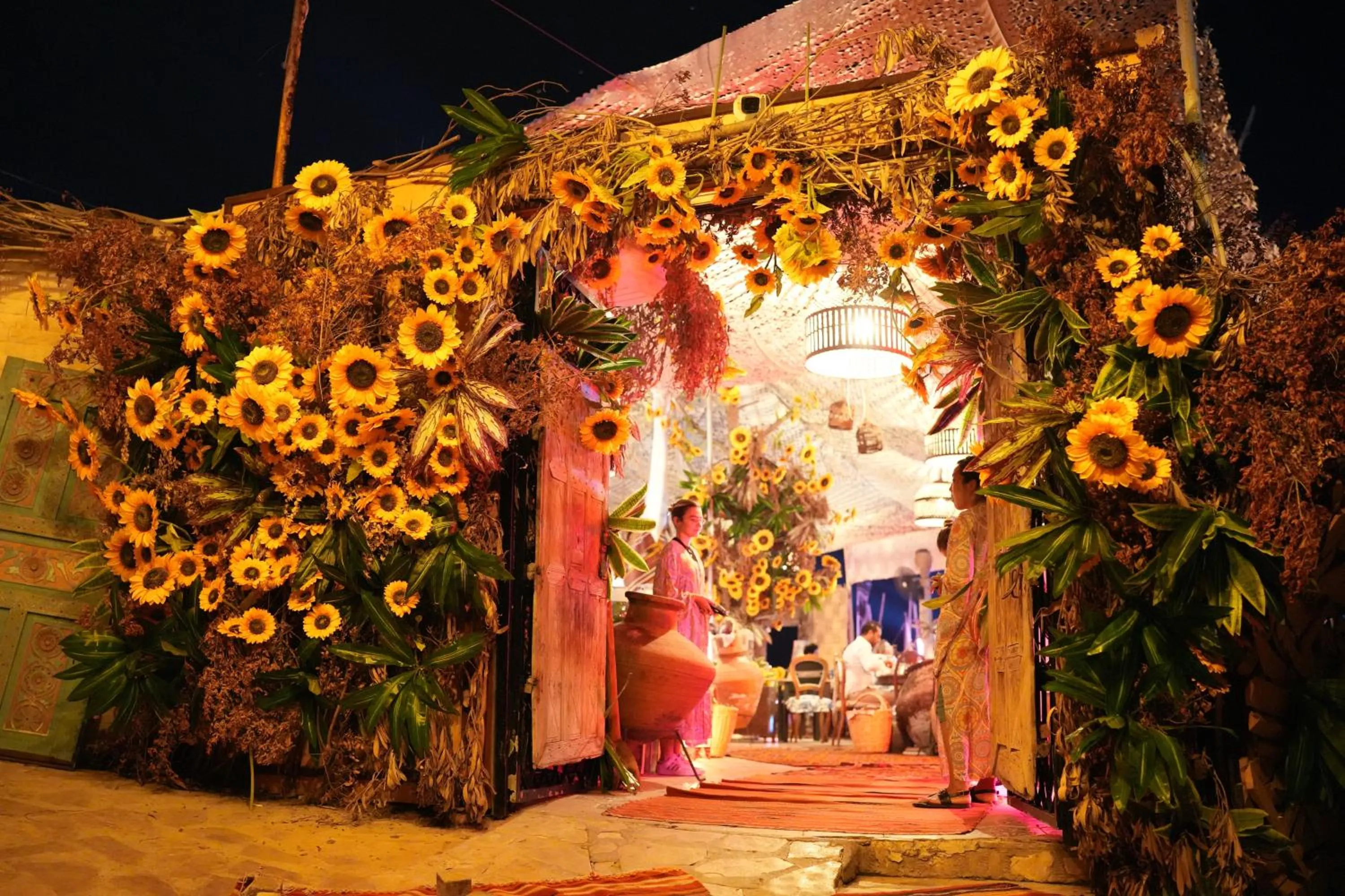 Night in Club Hotel Anjeliq