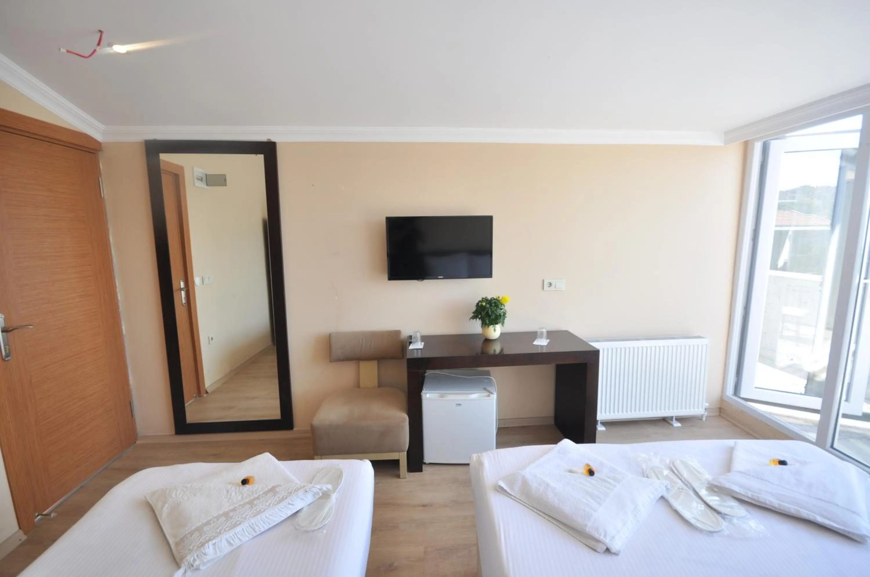 TV and multimedia, Bed in Hotel Baykal