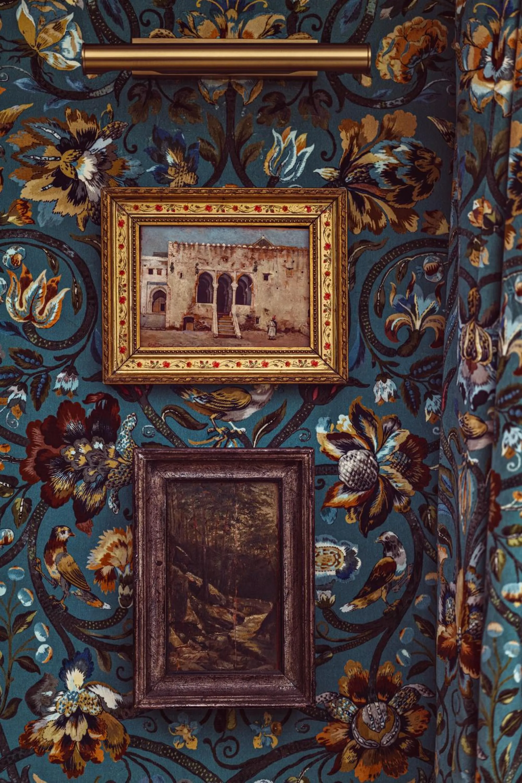 Decorative detail in Hôtel Eldorado Paris