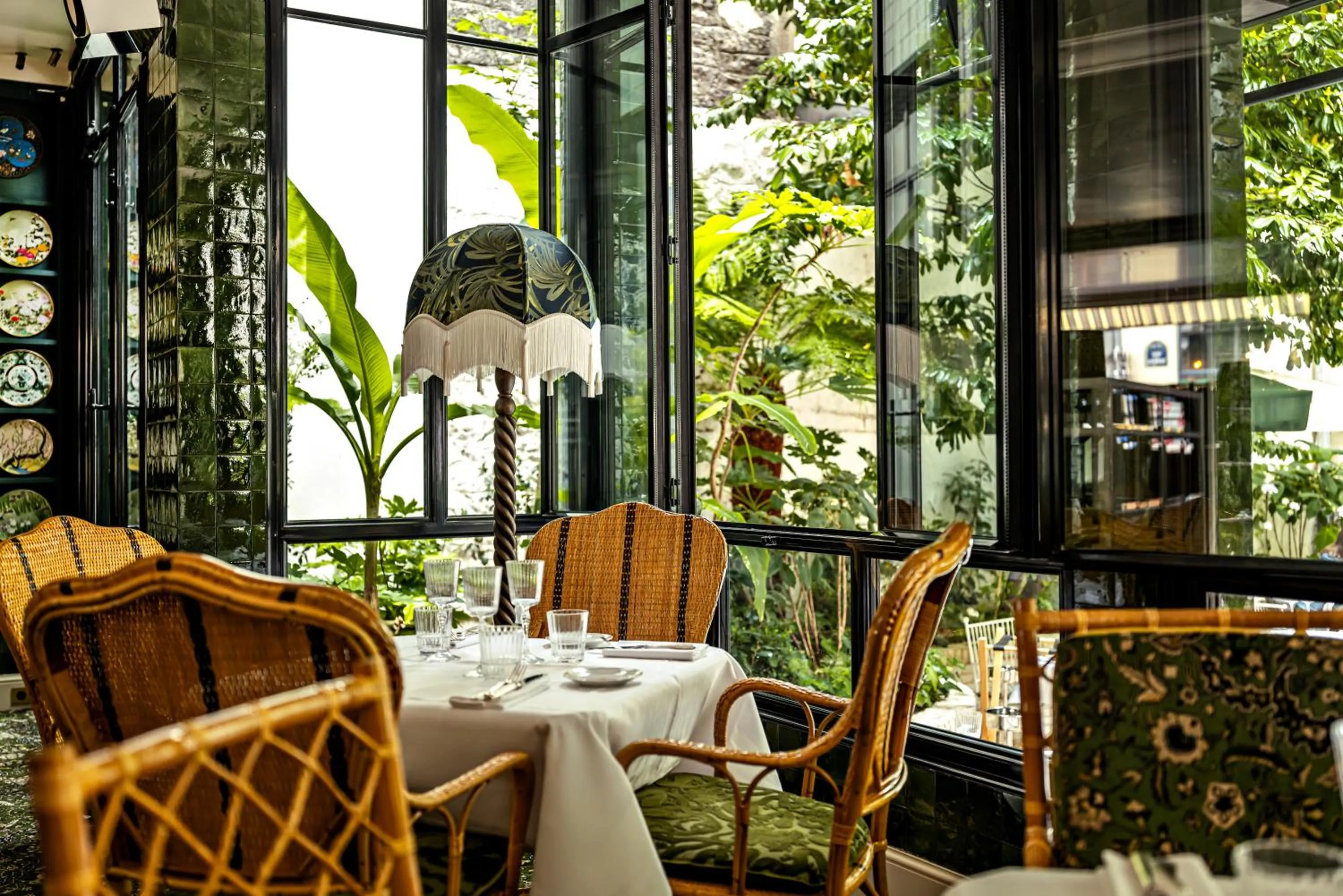 Restaurant/places to eat in Hôtel Eldorado Paris
