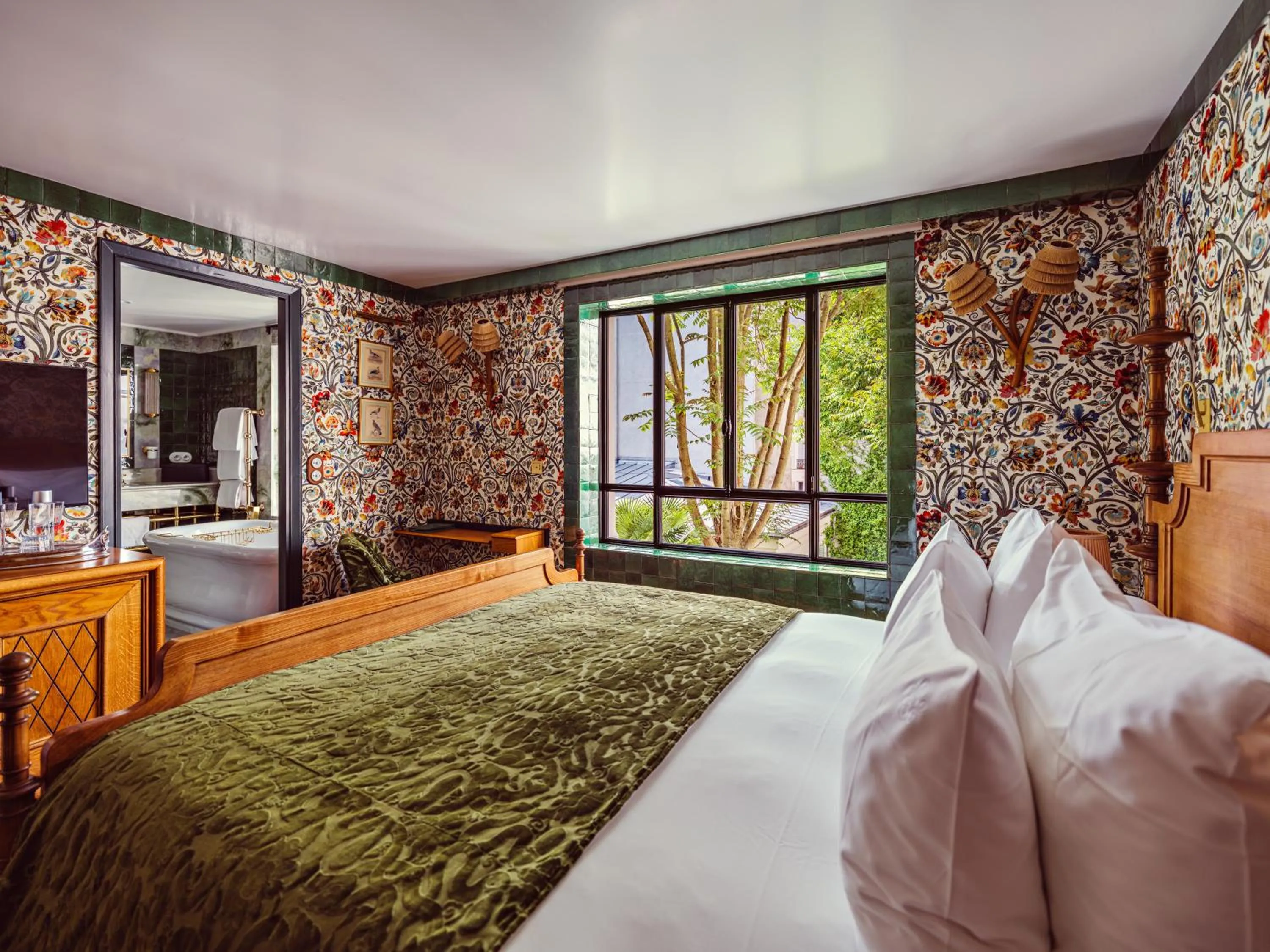 Bed in Hôtel Eldorado Paris