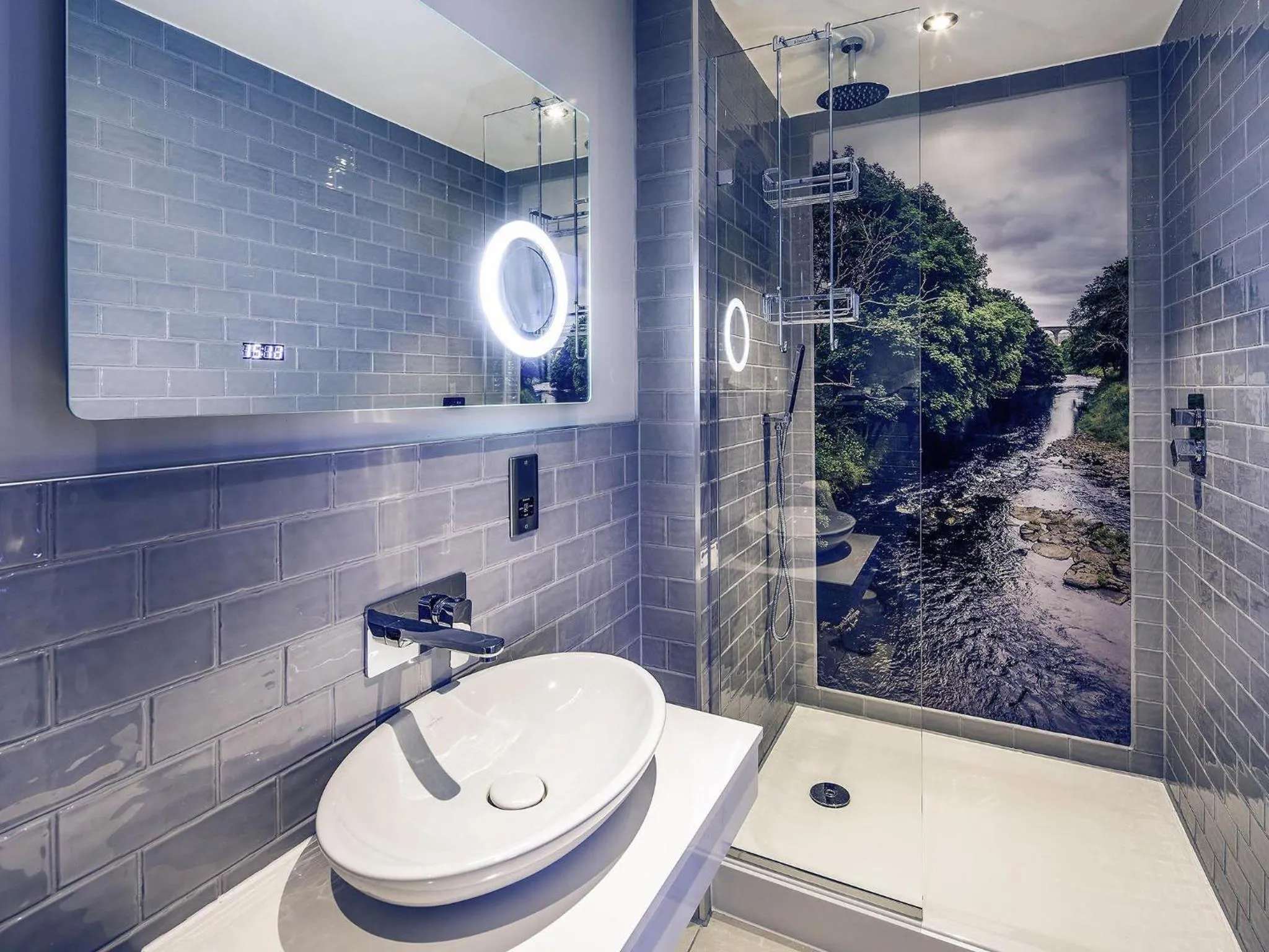 Bedroom in Mercure Inverness Hotel