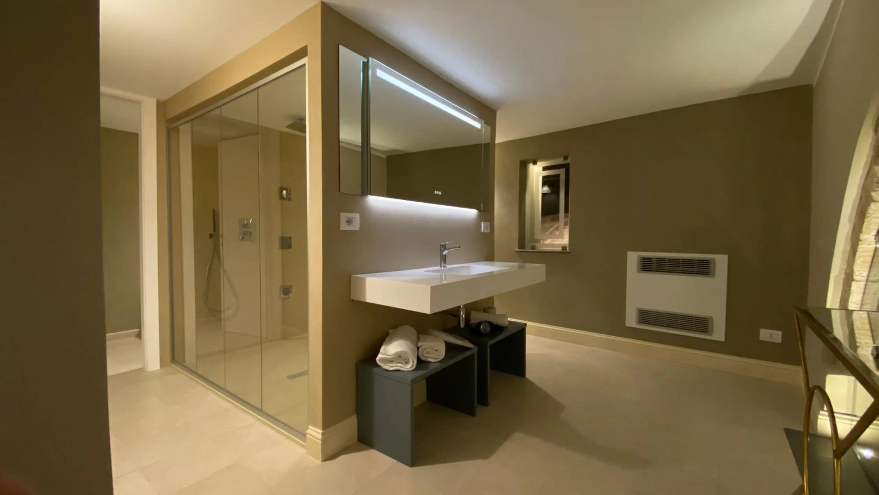 Bed in Lanterne Magiche Ortigia Suites