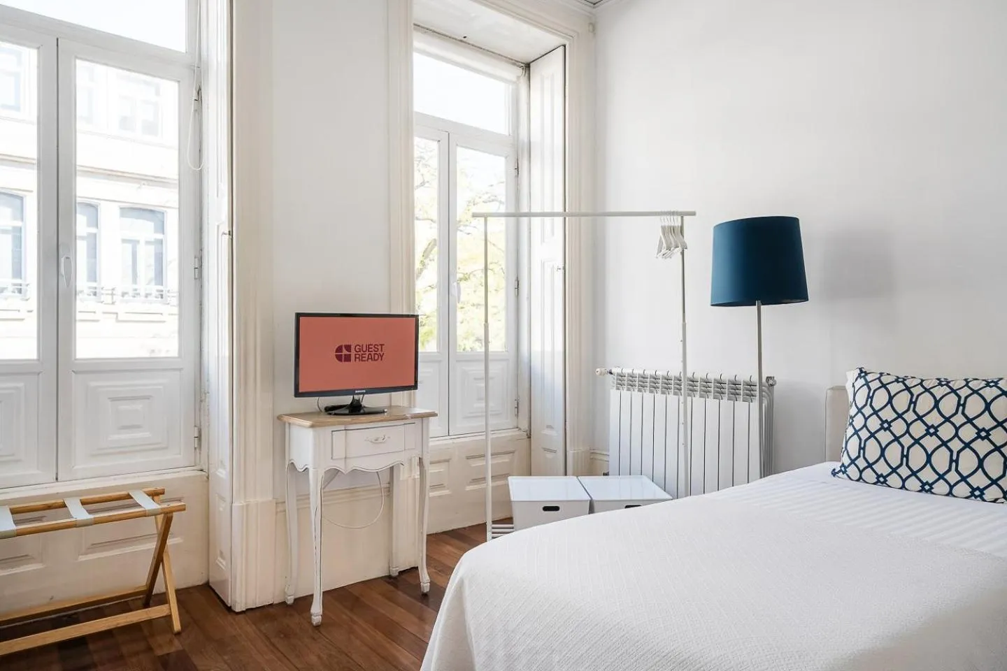 Bed in GuestReady - Charming House Marquês