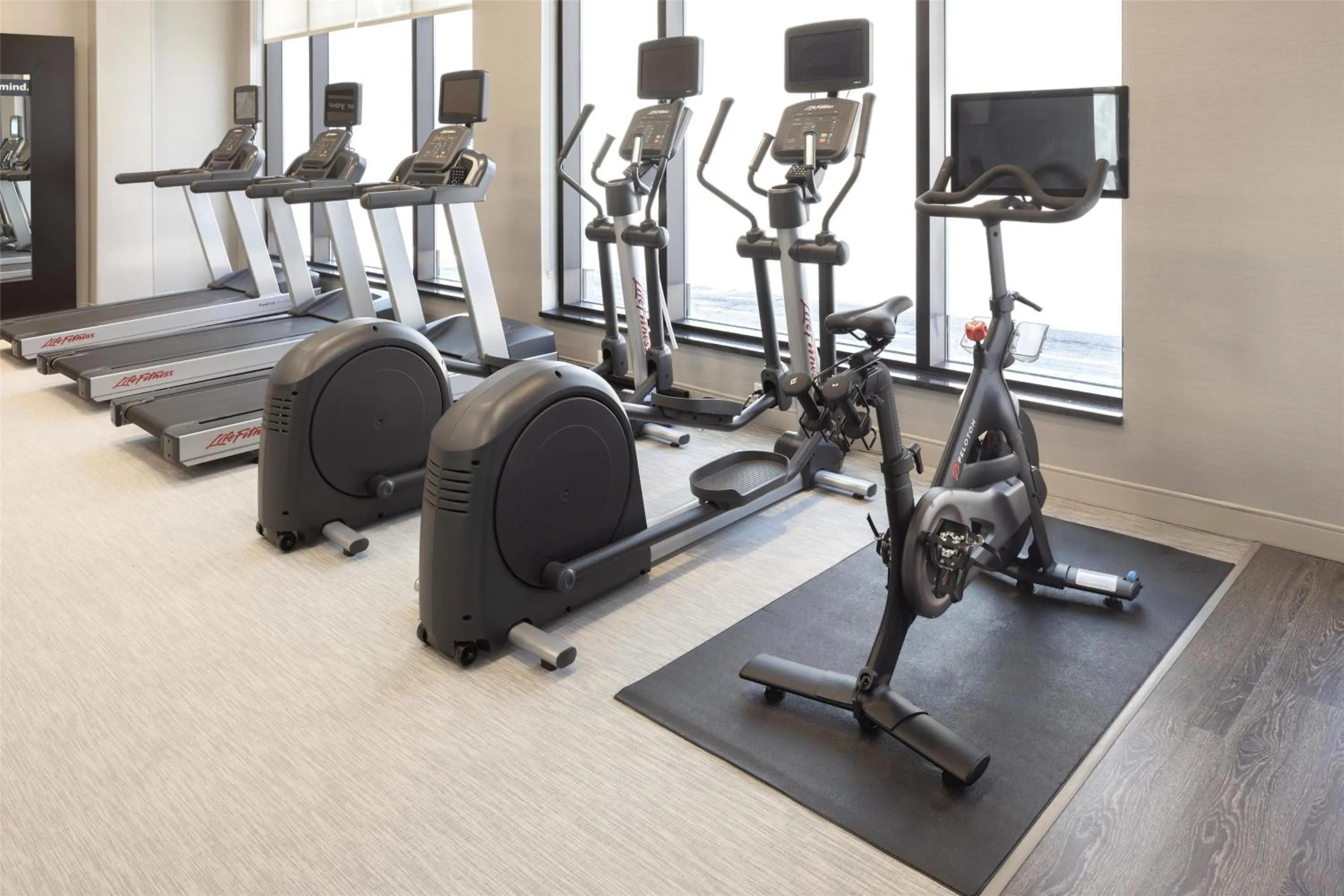 Fitness centre/facilities in Hampton Inn & Suites Portsmouth Downtown