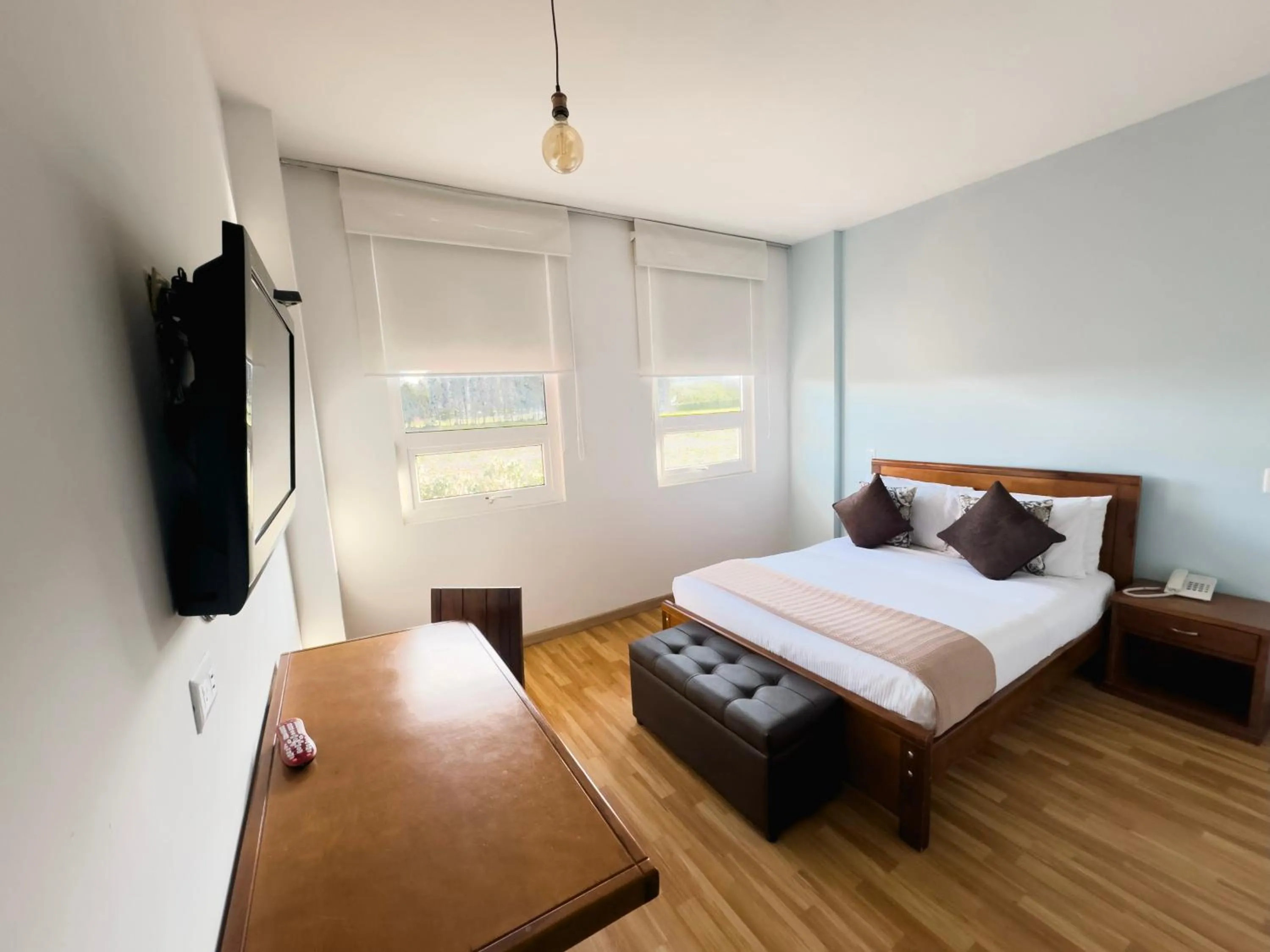 room service, Bed in Hotel Xue Sabana