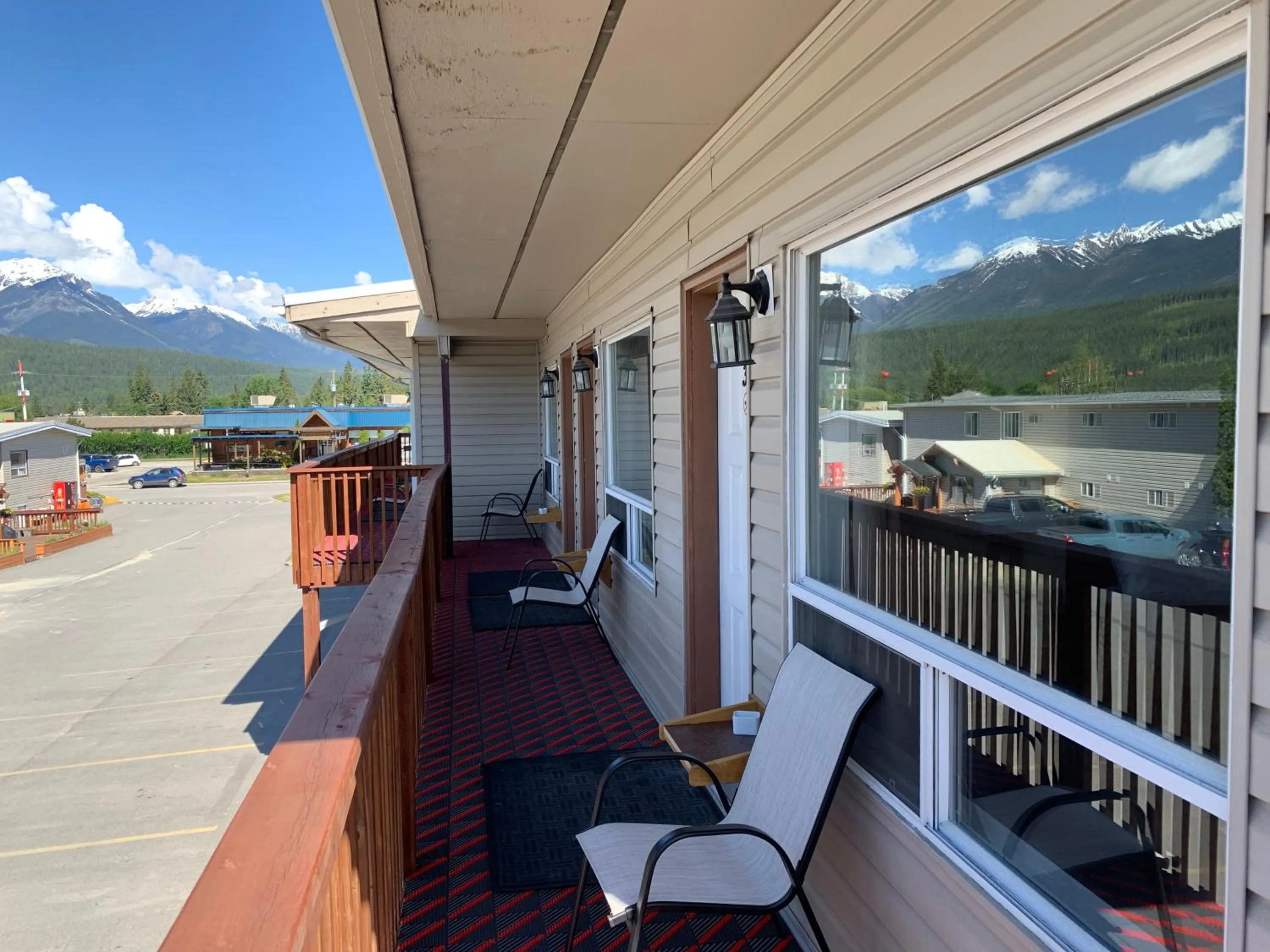 Patio in Rondo Motel