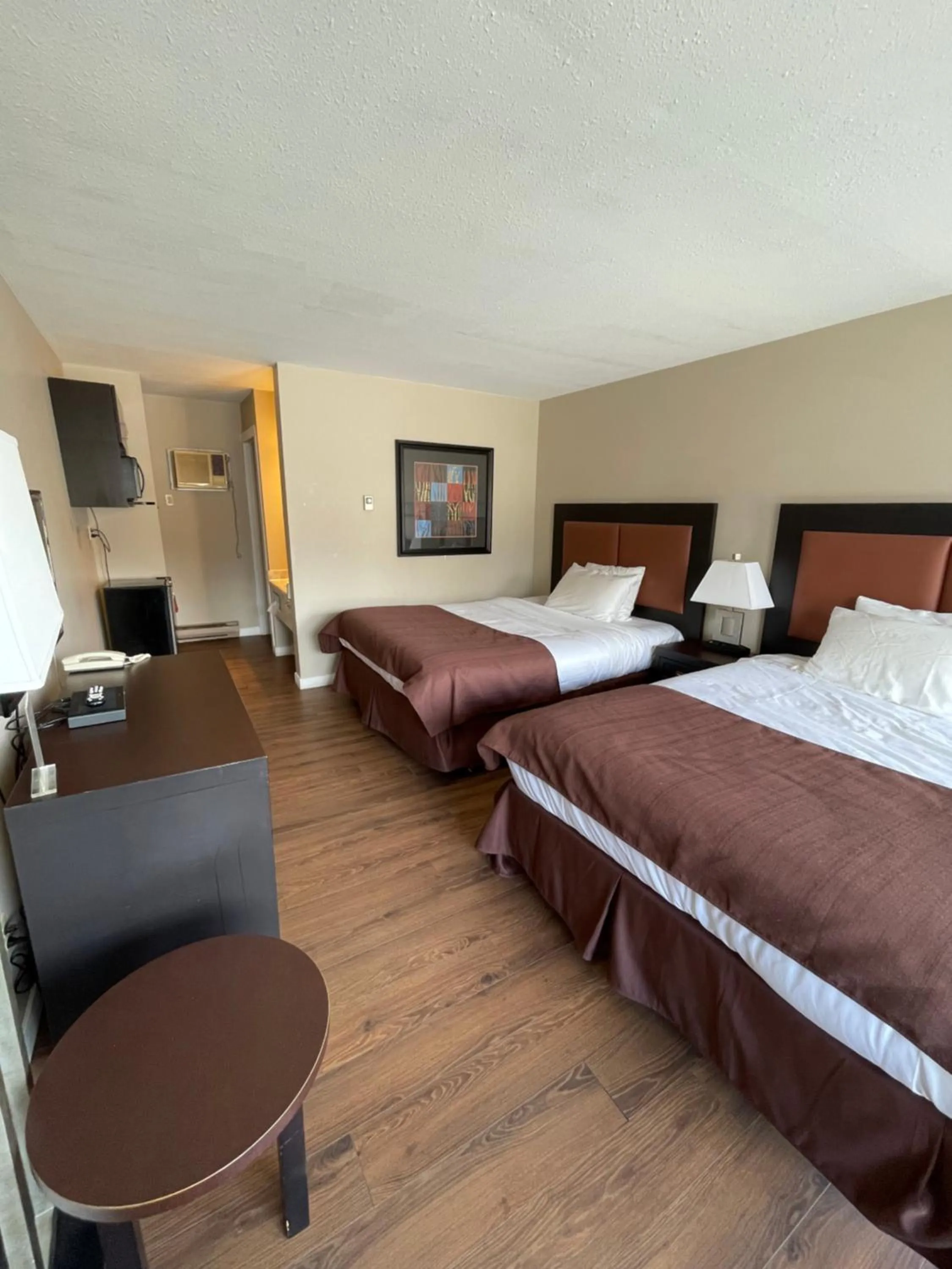 Photo of the whole room, Bed in Rondo Motel