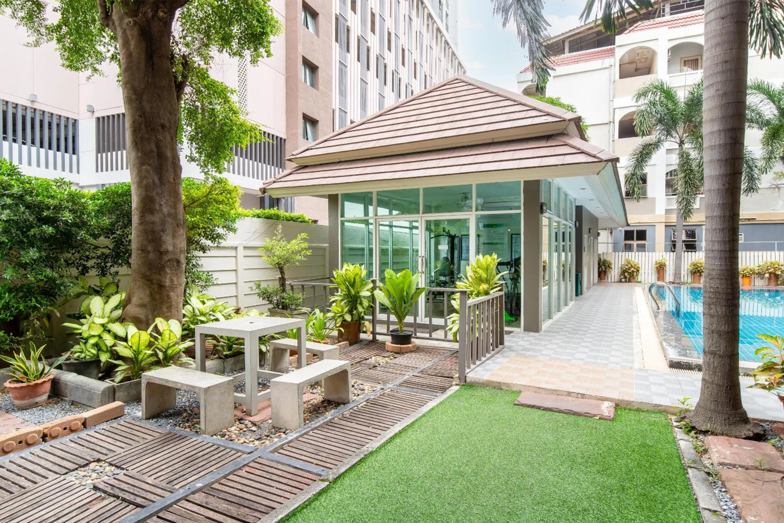 Garden in Diya Hotel Bangkok