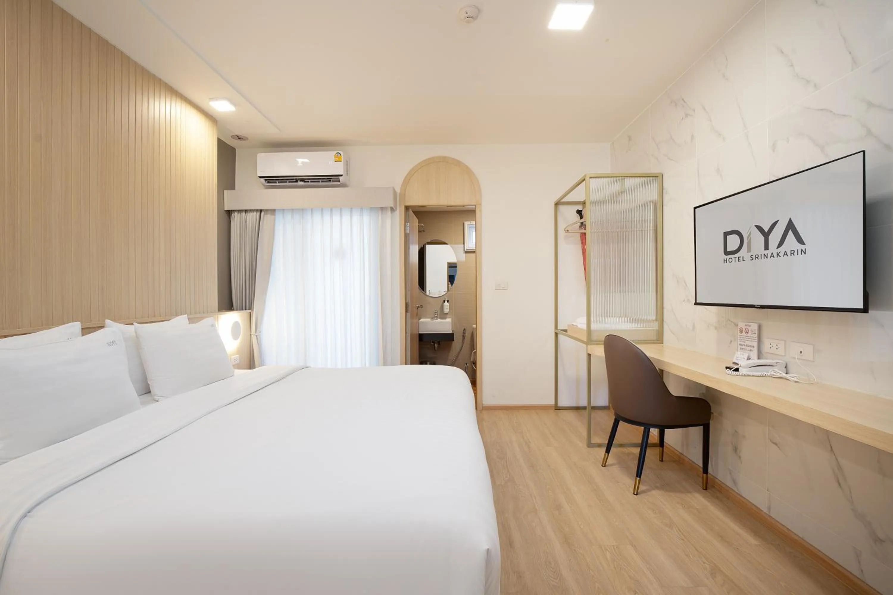 Bed in Diya Hotel Bangkok