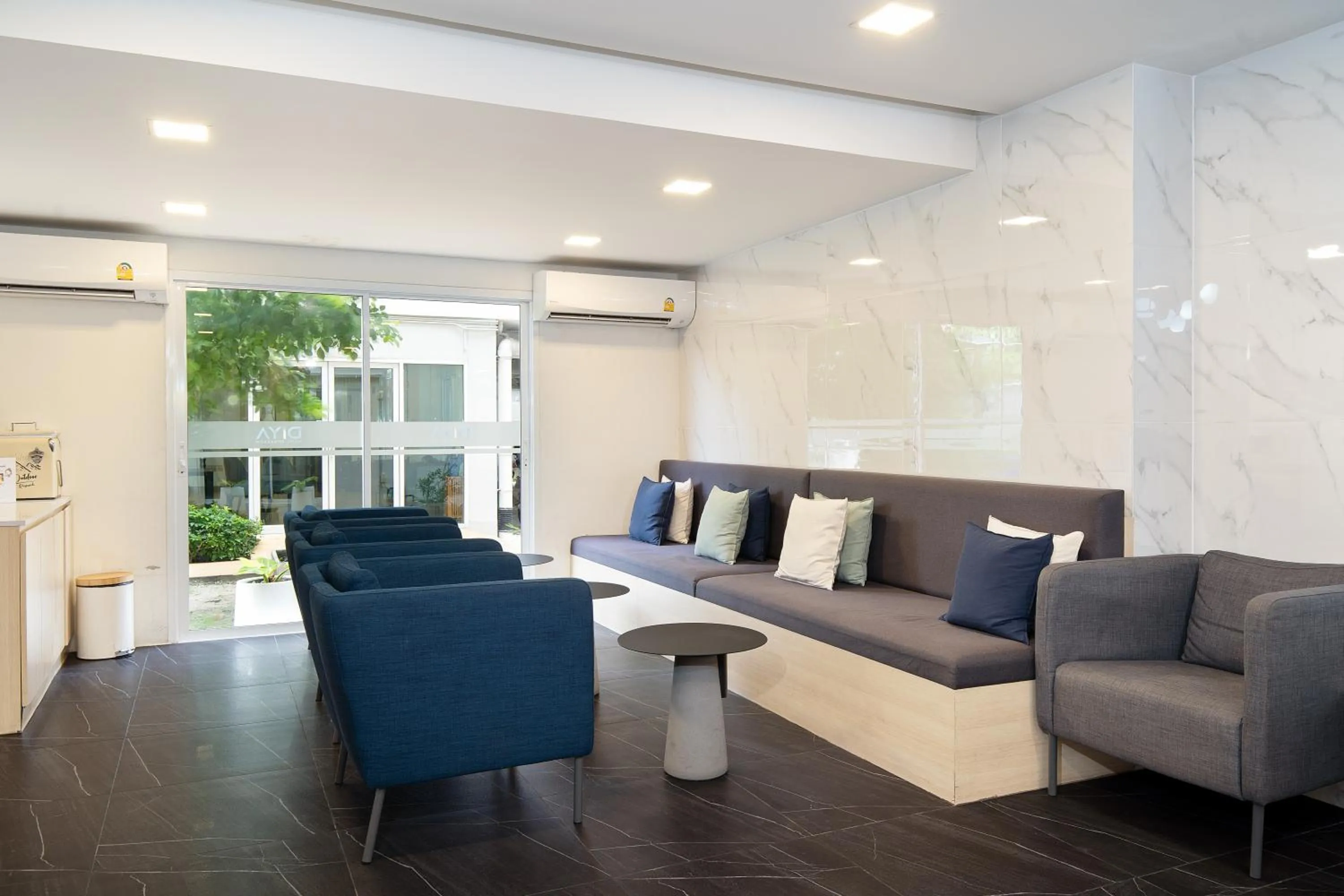 Lobby or reception in Diya Hotel Bangkok