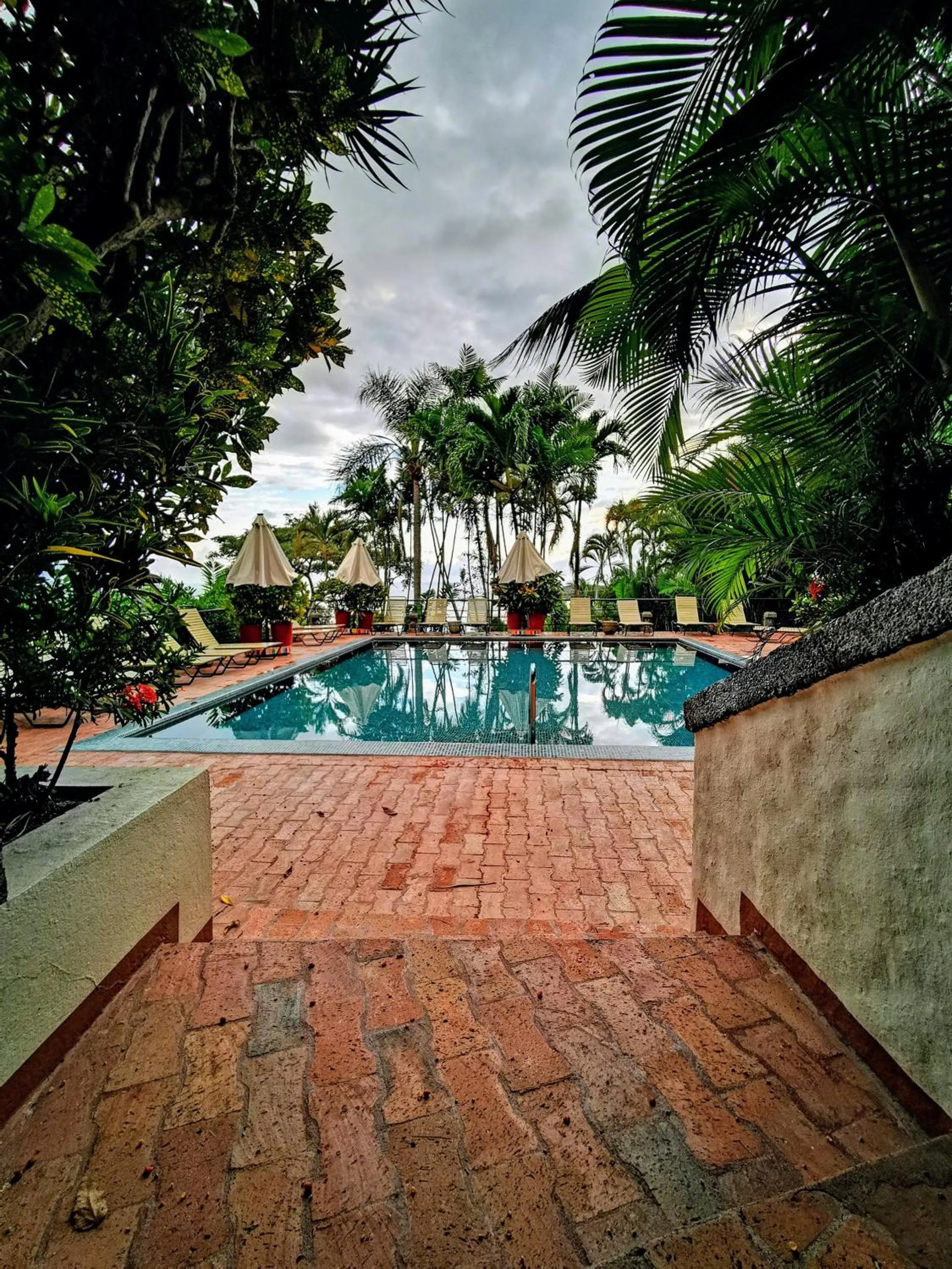 Pool view in Hotel Costa Verde