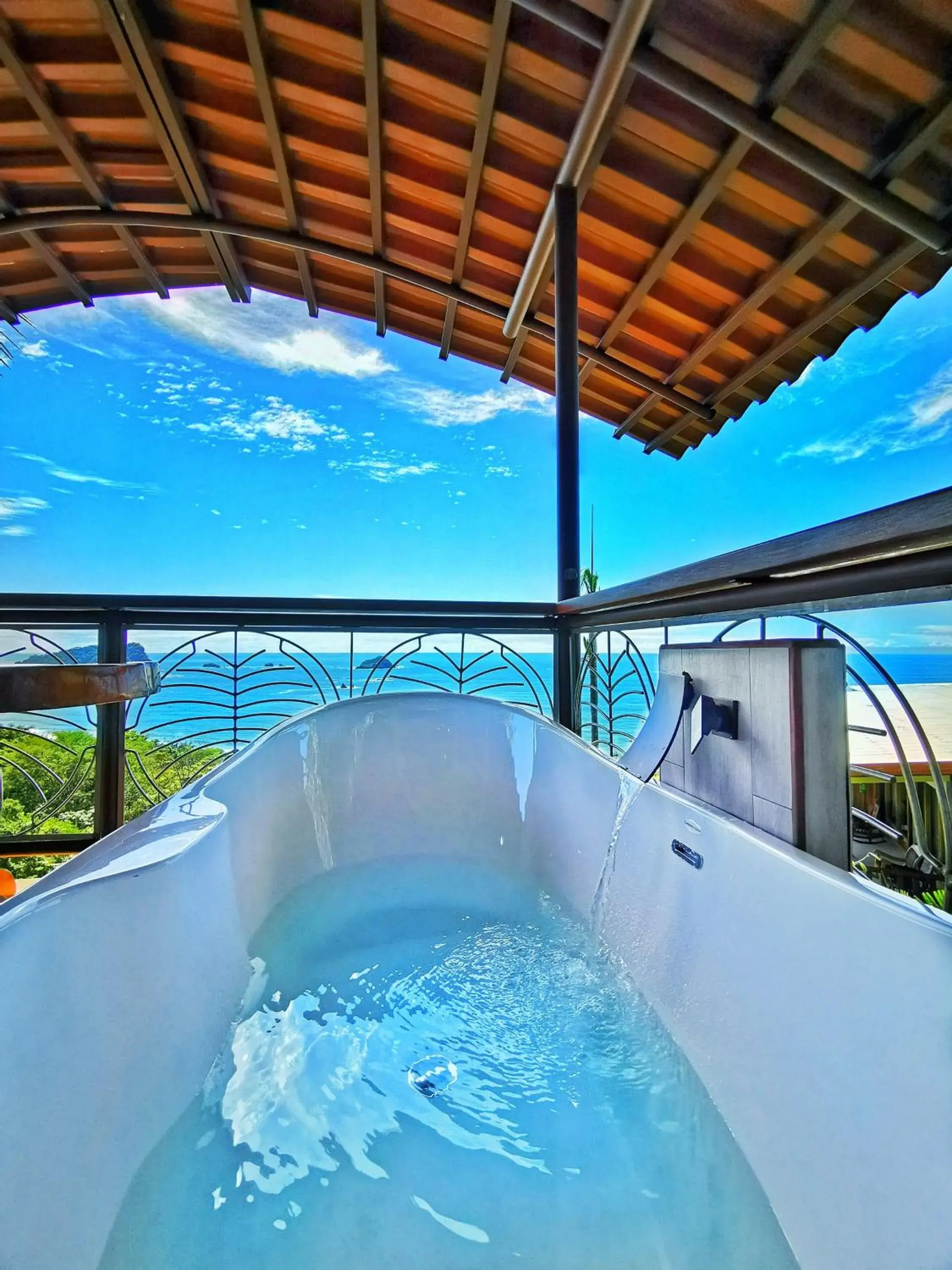 Airplane Sky Loft in Hotel Costa Verde Airplane Sky Loft in Hotel Costa Verde