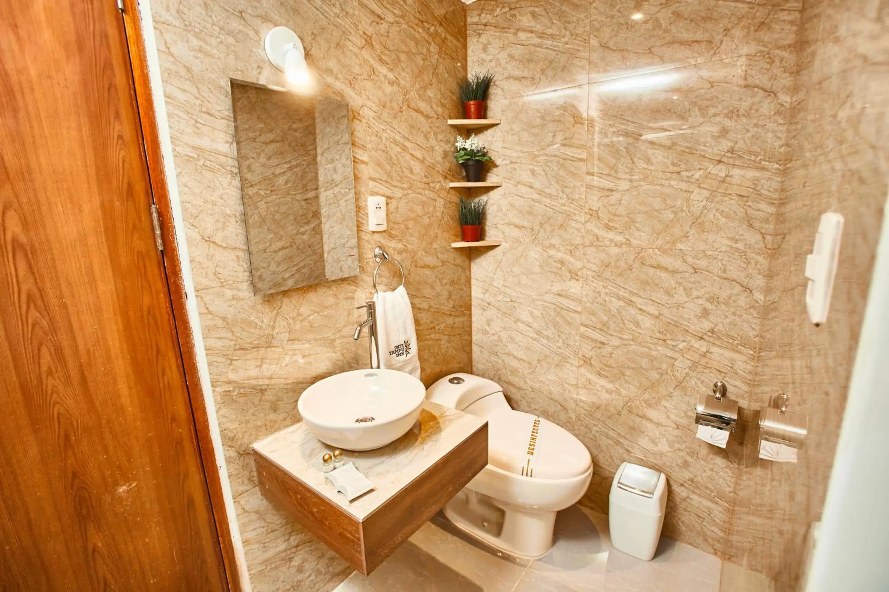 Superior Double Room in Inti Tampu Inn Superior Double Room in Inti Tampu Inn