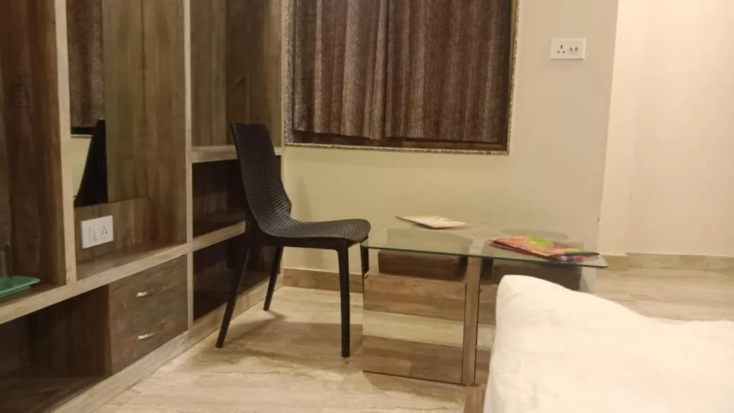 Hotel Bani Hashim 110 Mtrs from Dargah