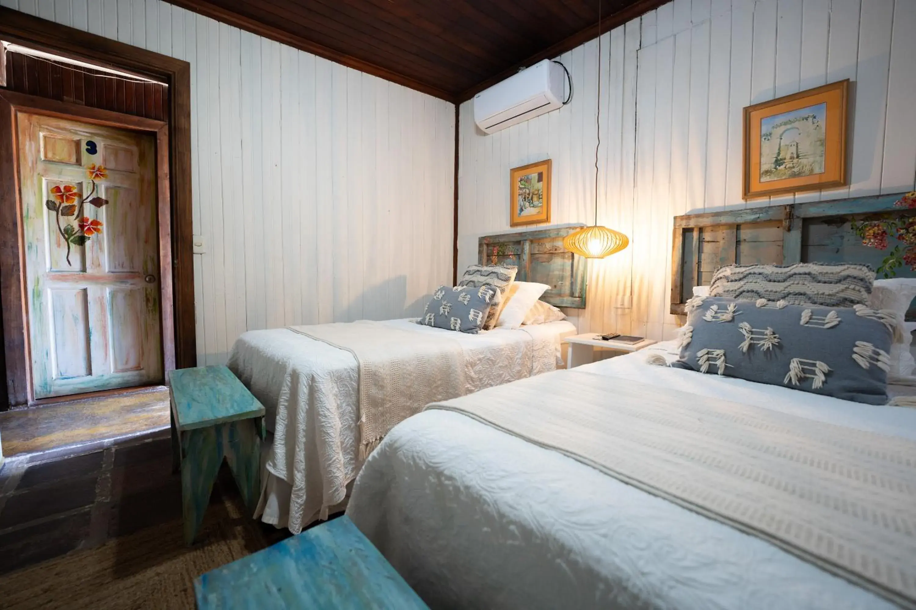 Twin Room in Hotel Punta Descartes Twin Room in Hotel Punta Descartes