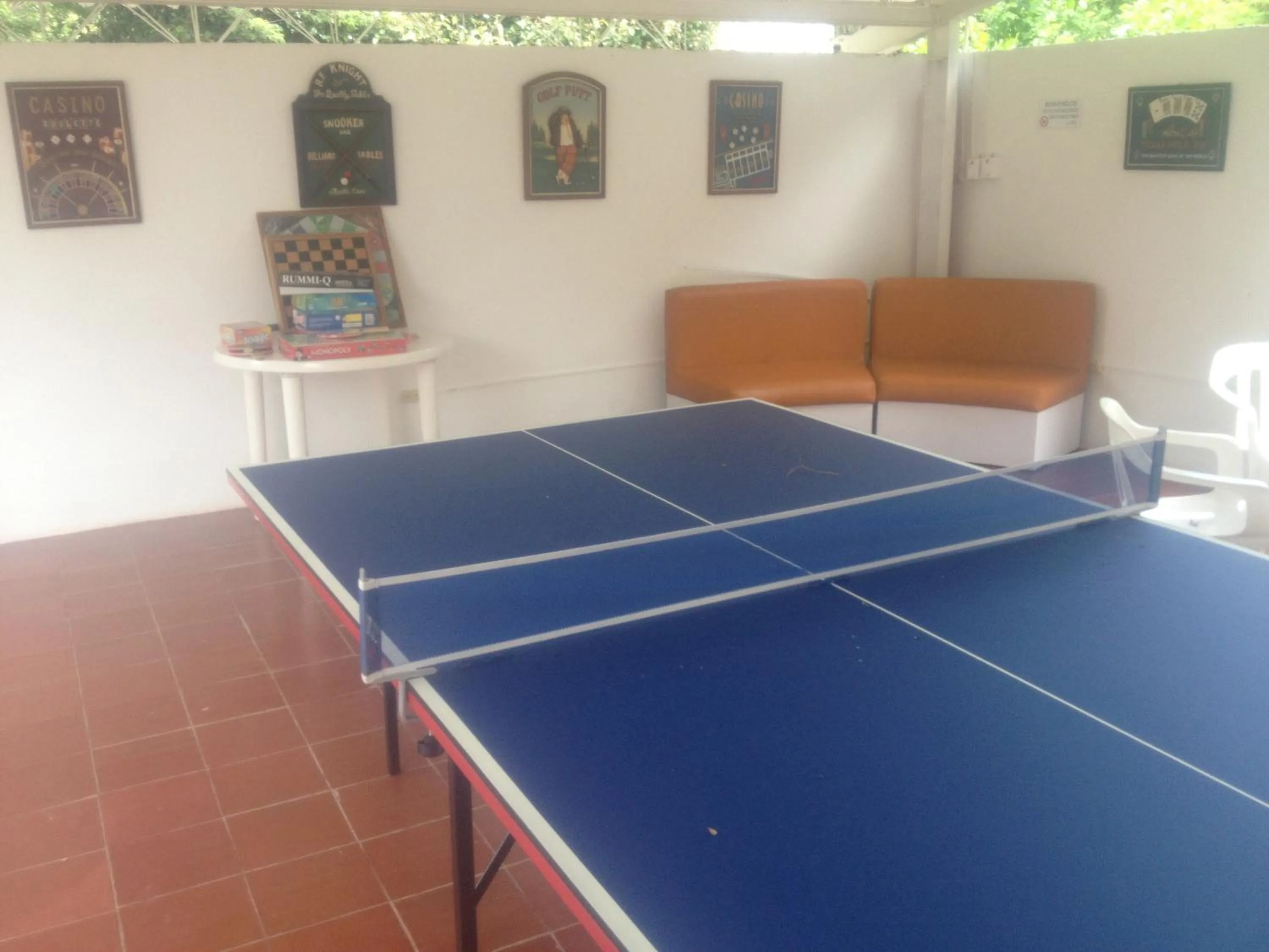 Table tennis in Arizona Ranch Hotel