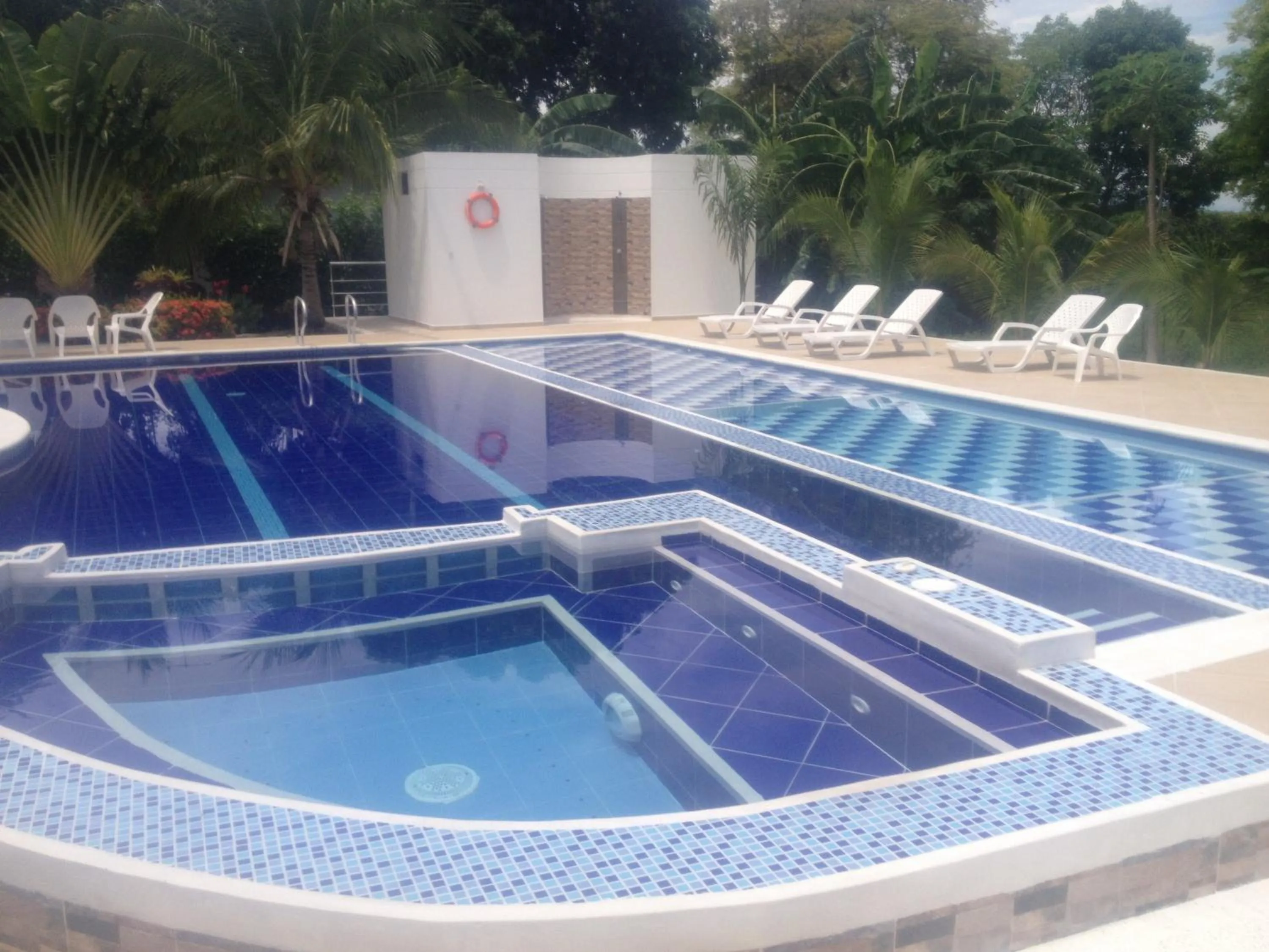 Swimming pool in Arizona Ranch Hotel