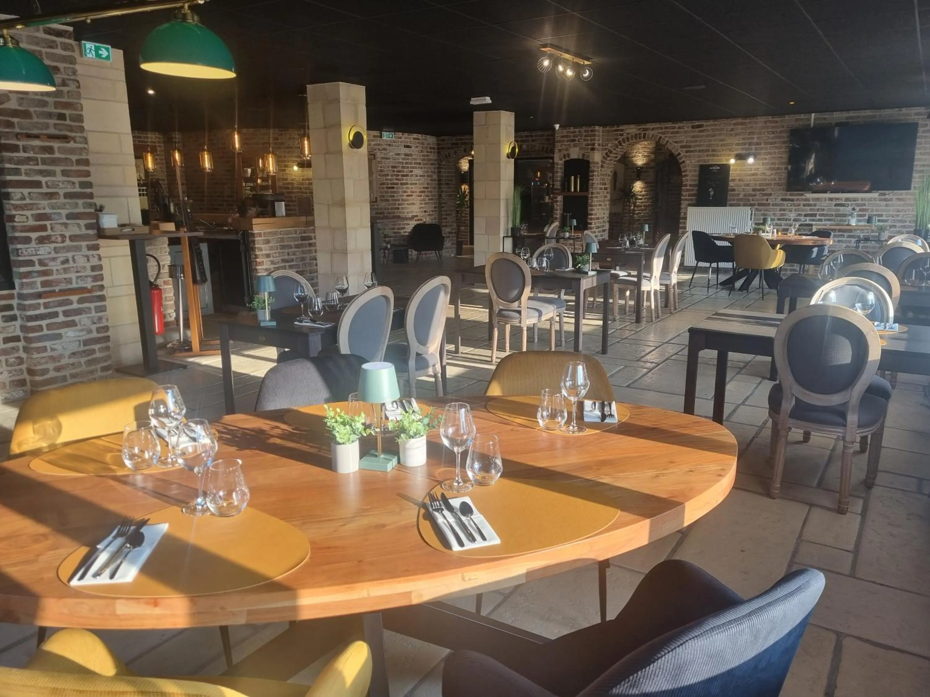 Restaurant/places to eat in Hôtel Le Prieuré