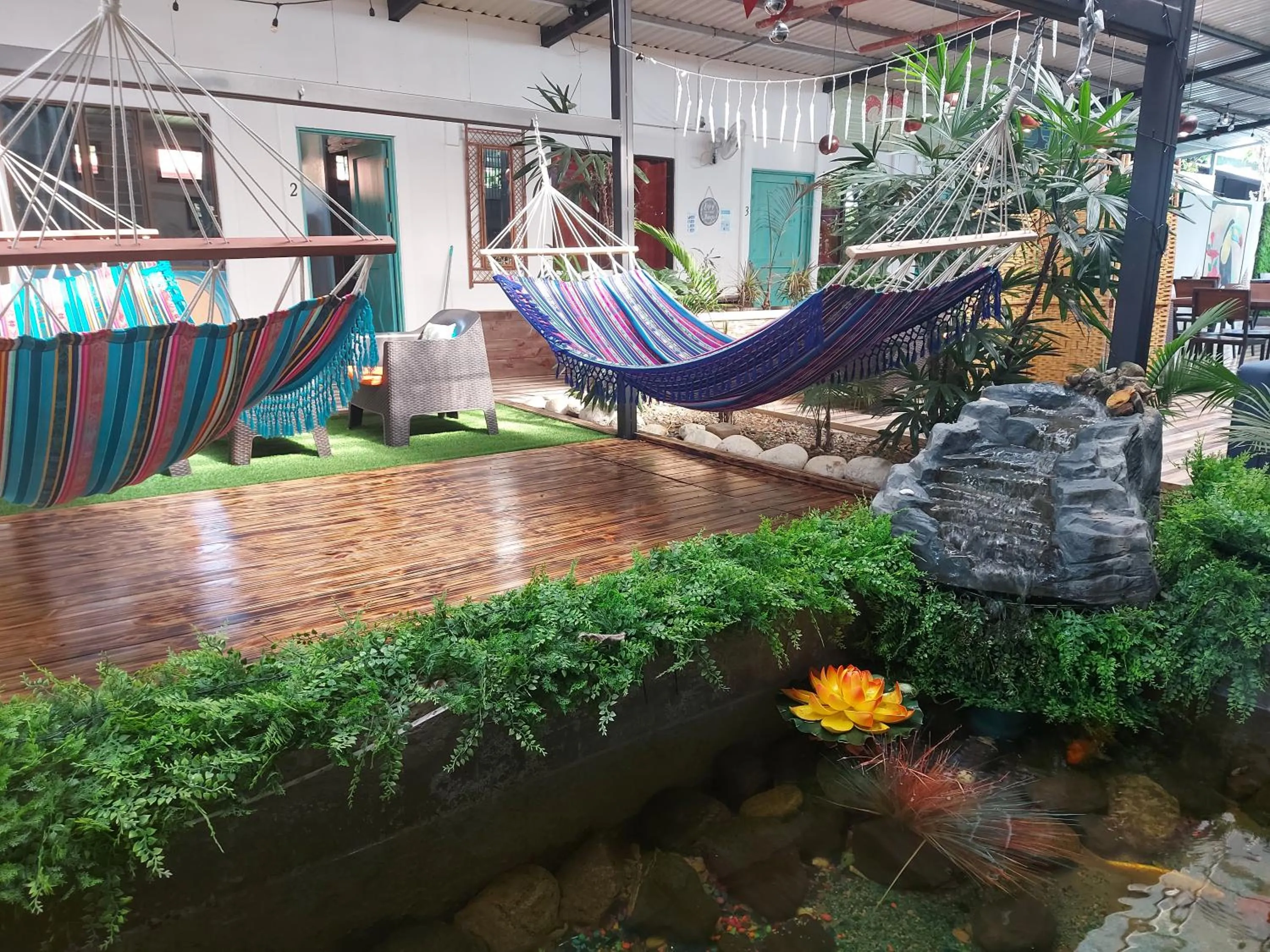 Seating area in Tucan Hotel