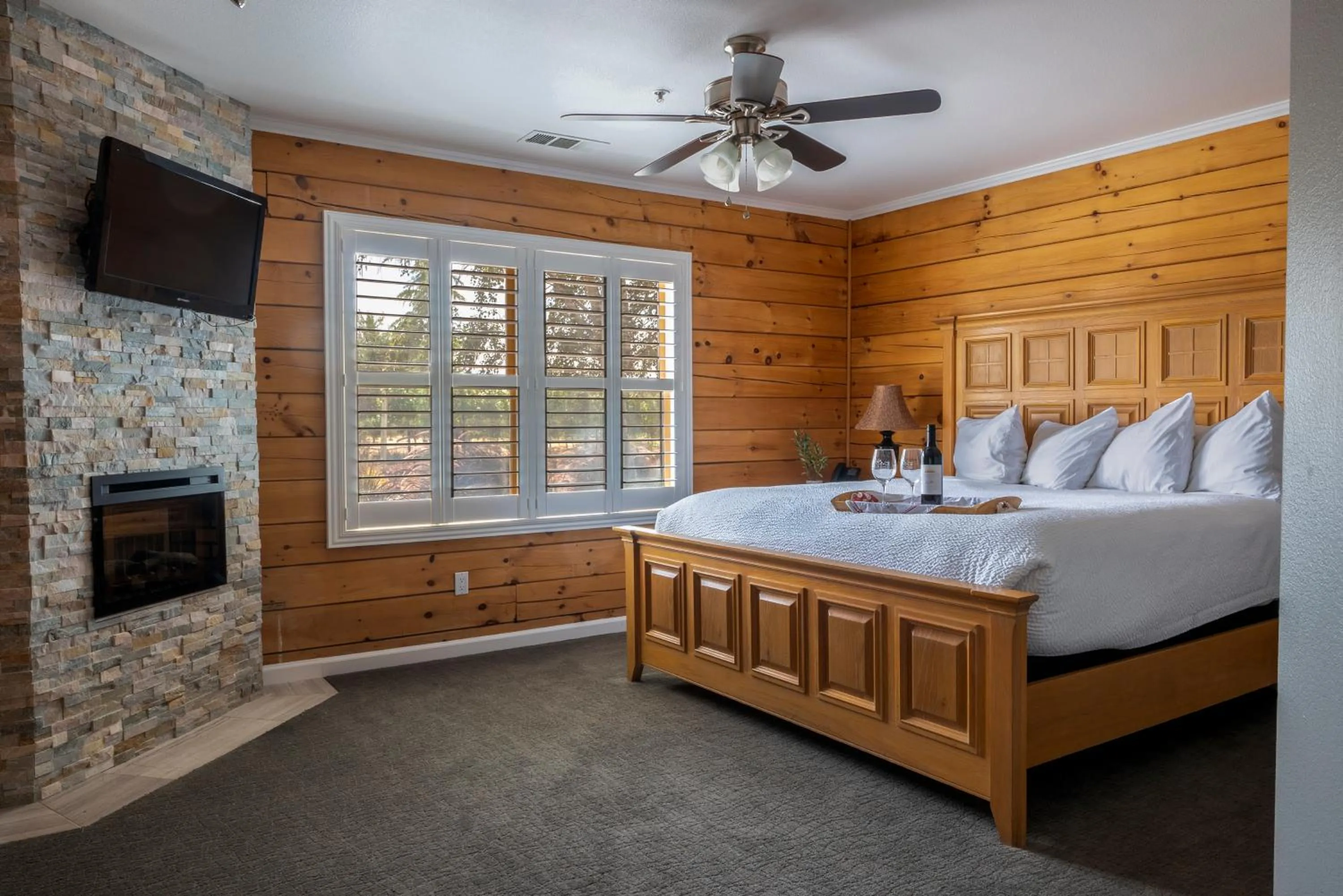 Bed in Purple Orchid Resort & Spa