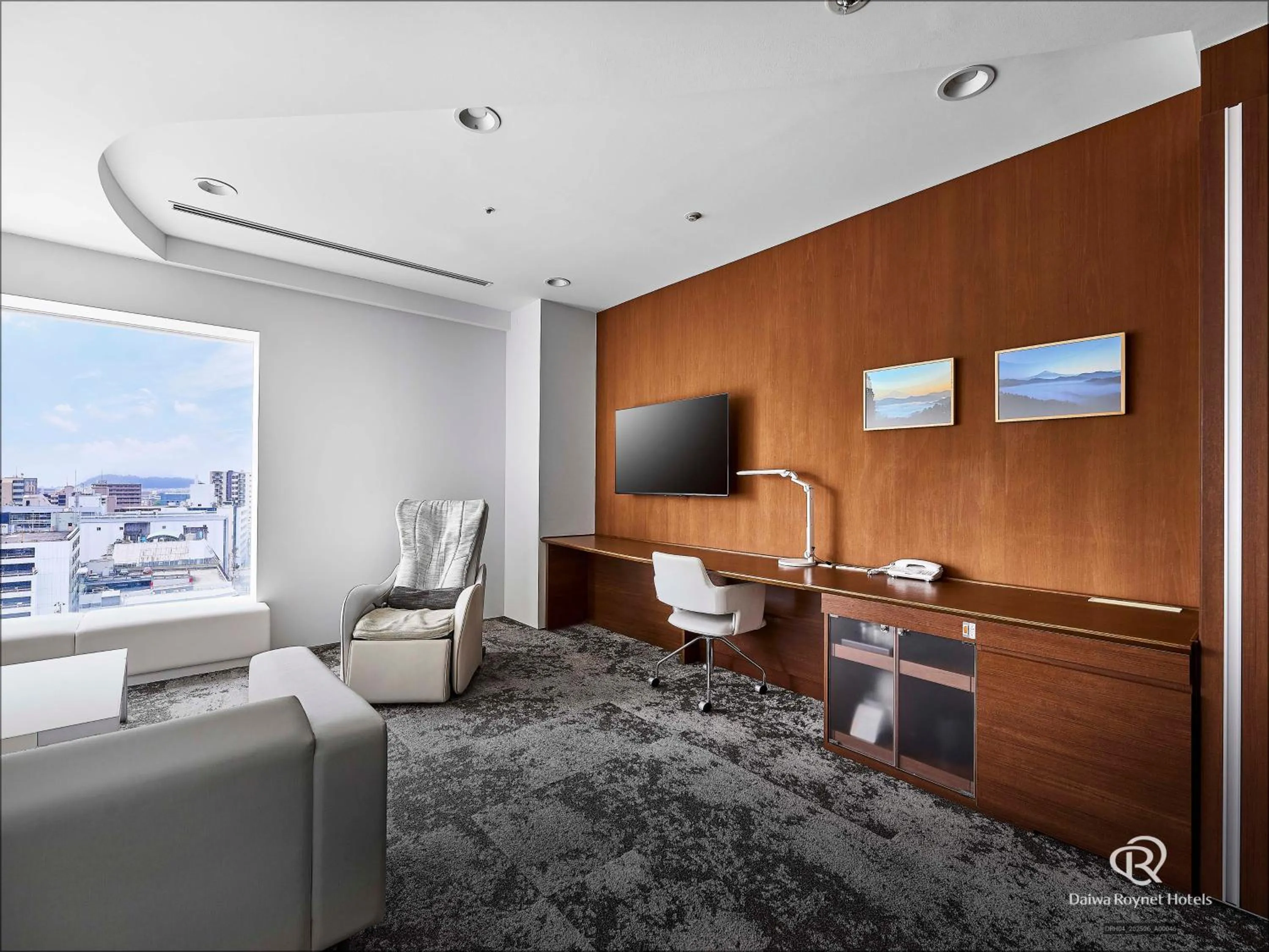 Photo of the whole room in Daiwa Roynet Hotel Numazu