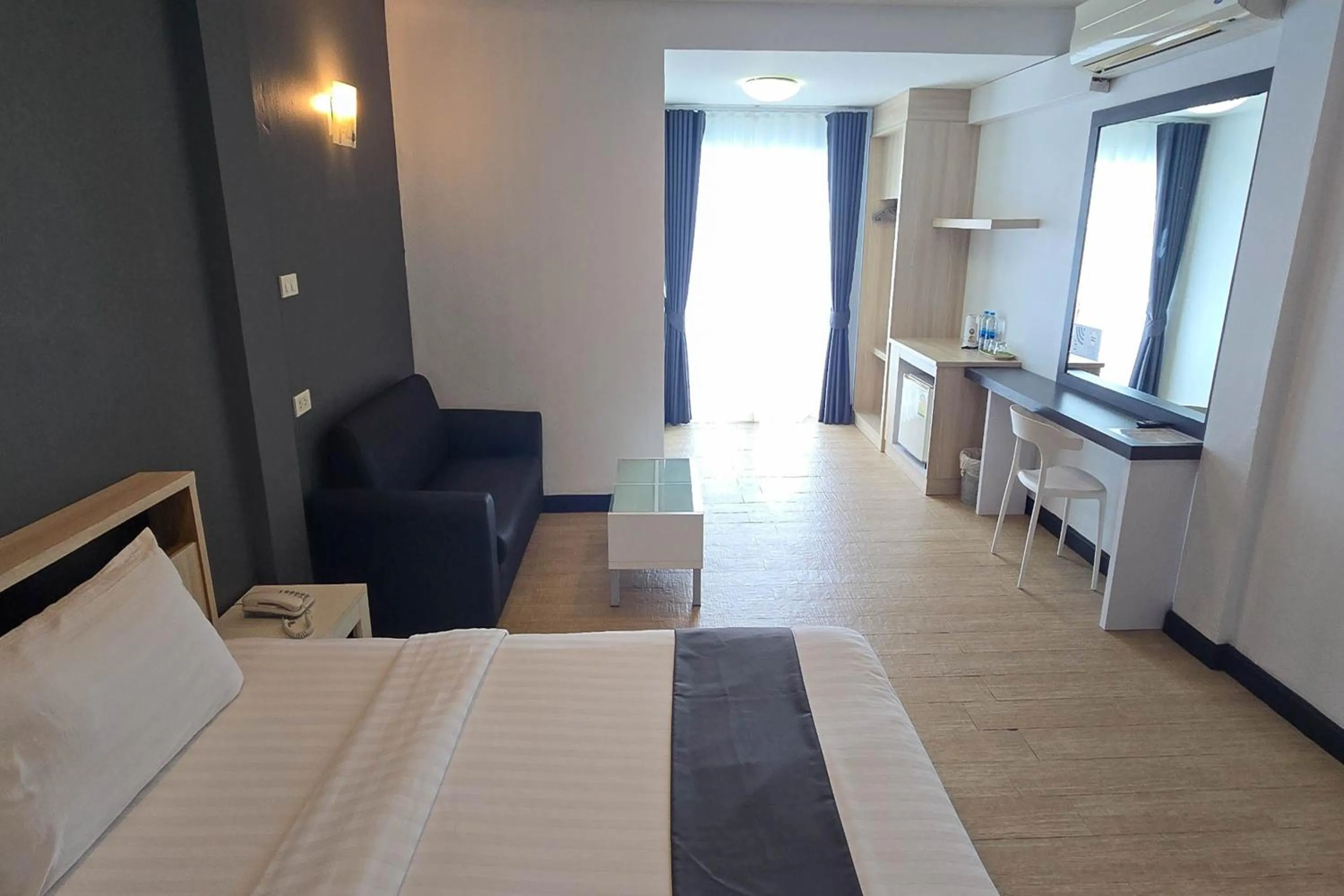 Bed in Le Nara Residence