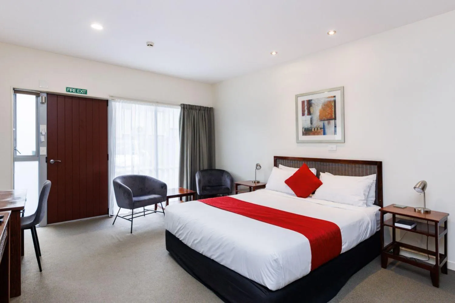 Bedroom, Bed in Fitzherbert Regency Motor Lodge