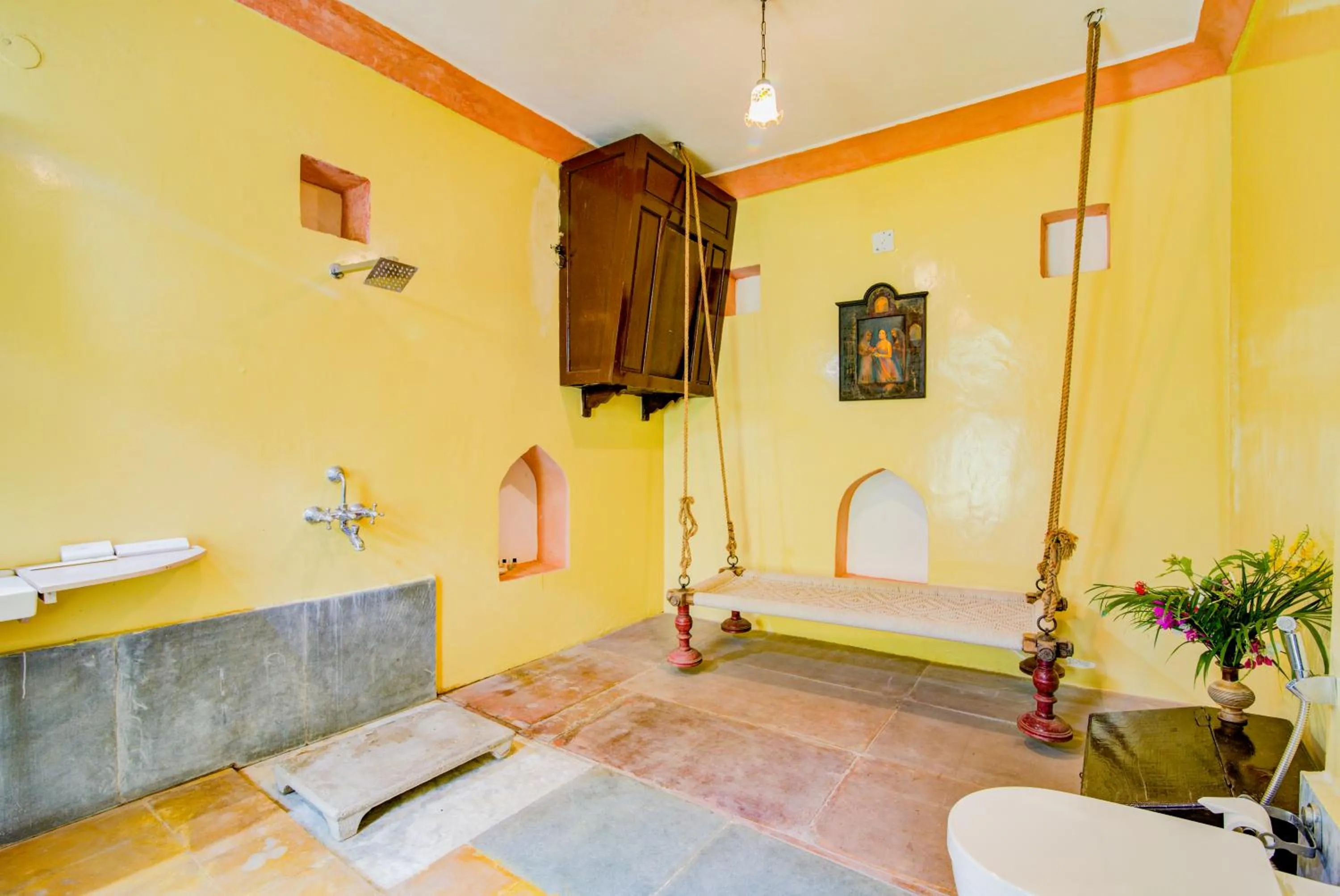 Shower in Fort Dadhikar, Alwar