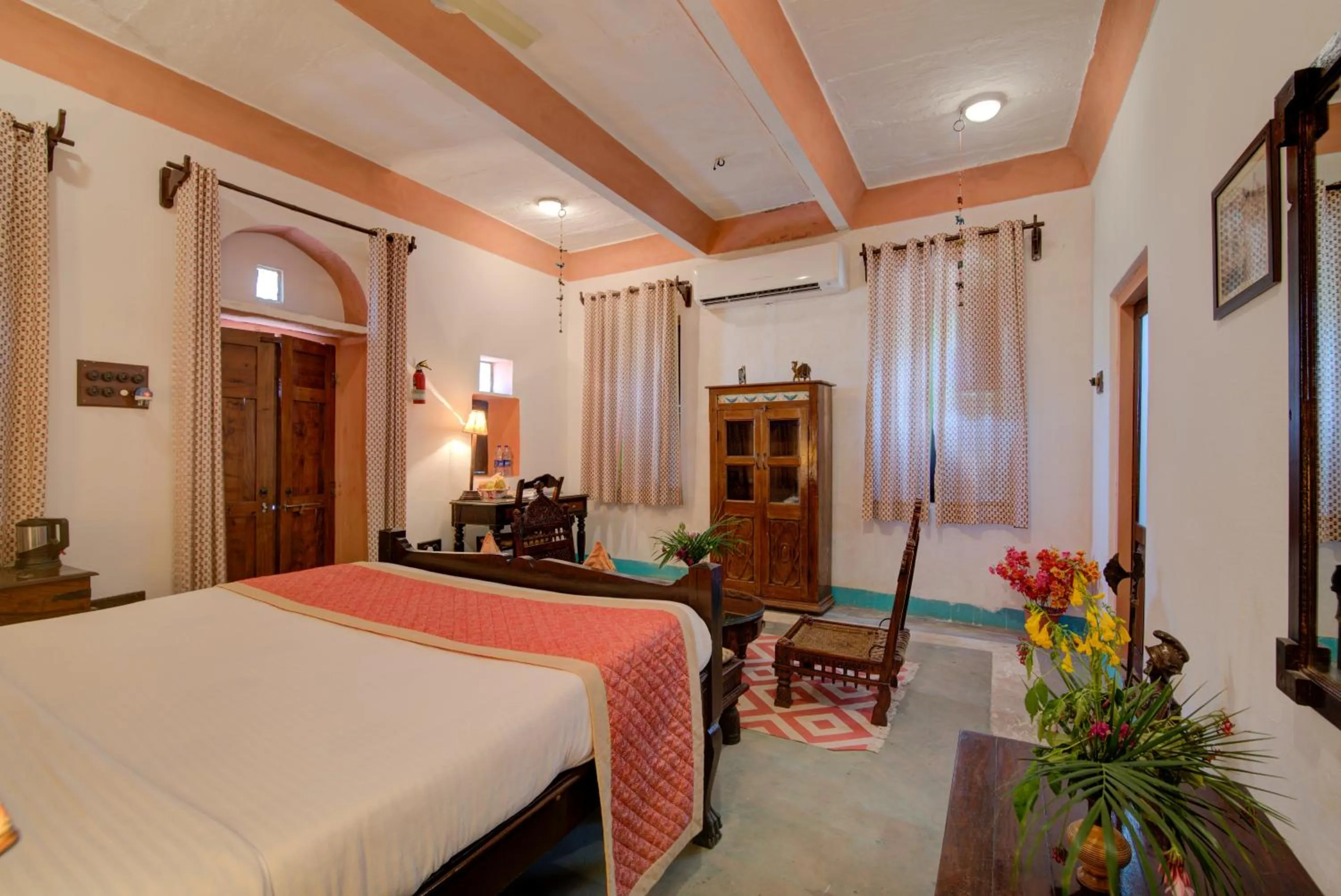 Bed in Fort Dadhikar, Alwar