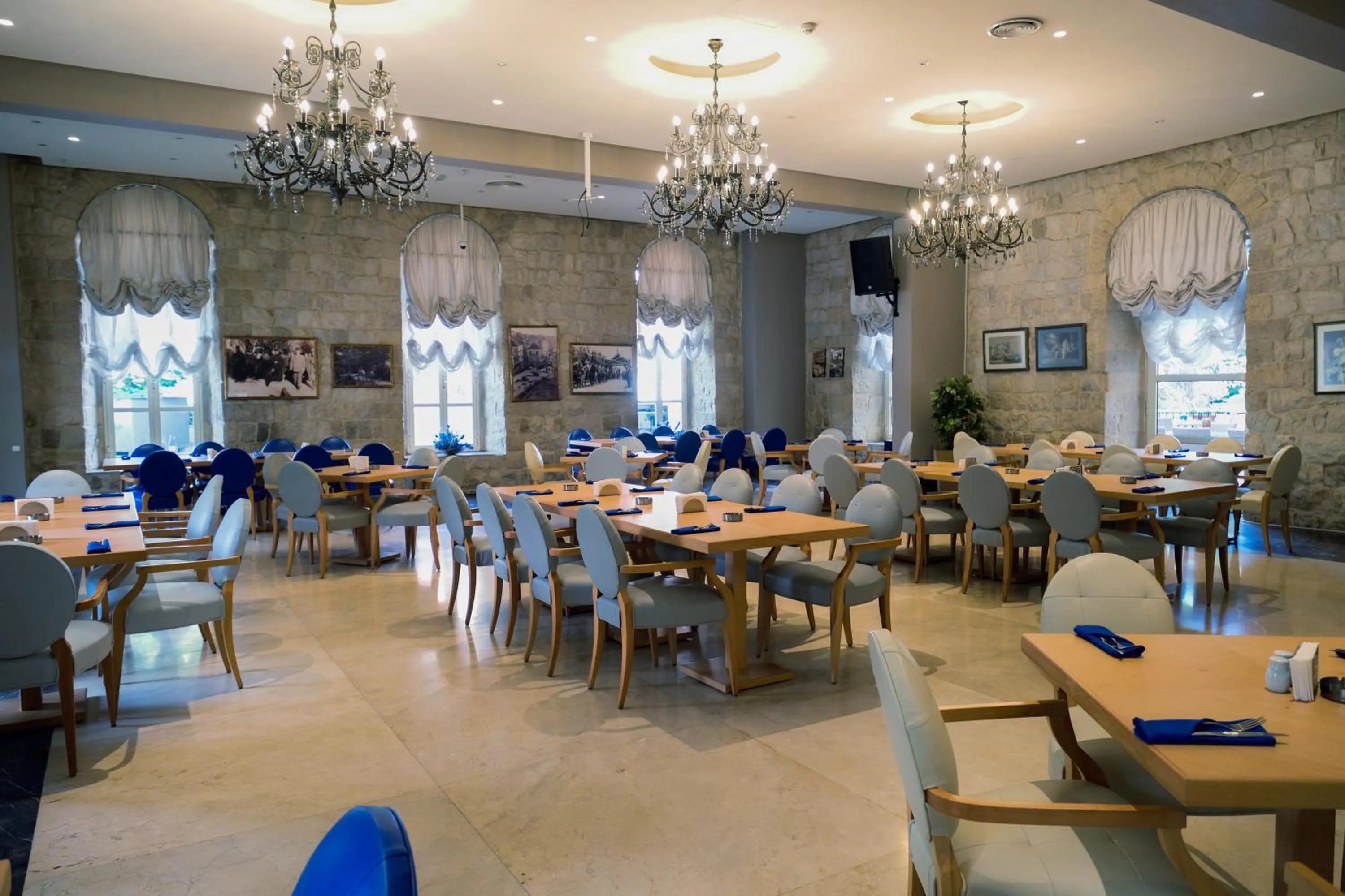 Restaurant/places to eat in Grand Kadri Hotel - History Marked by Cristal Lebanon