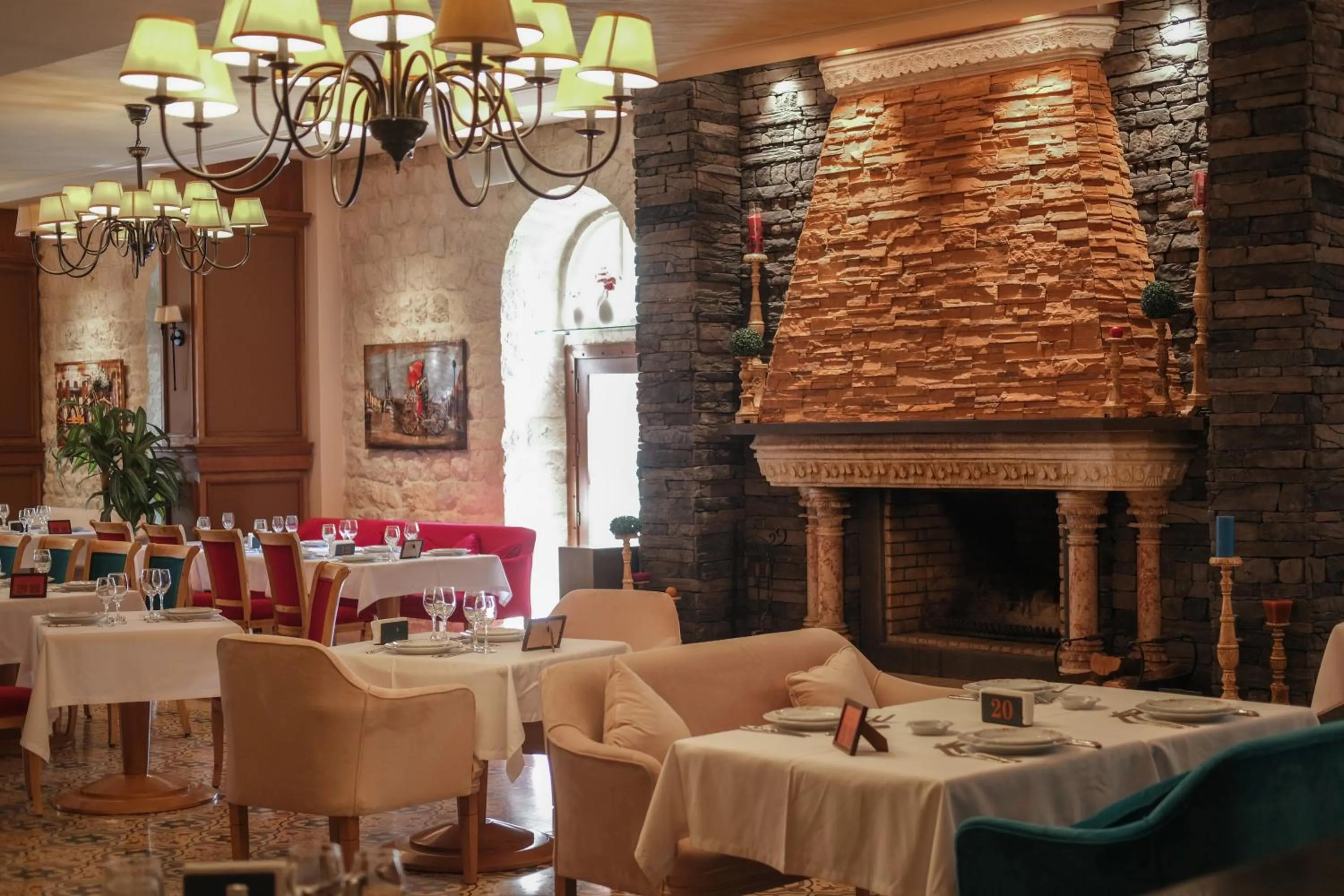 Restaurant/places to eat in Grand Kadri Hotel - History Marked by Cristal Lebanon