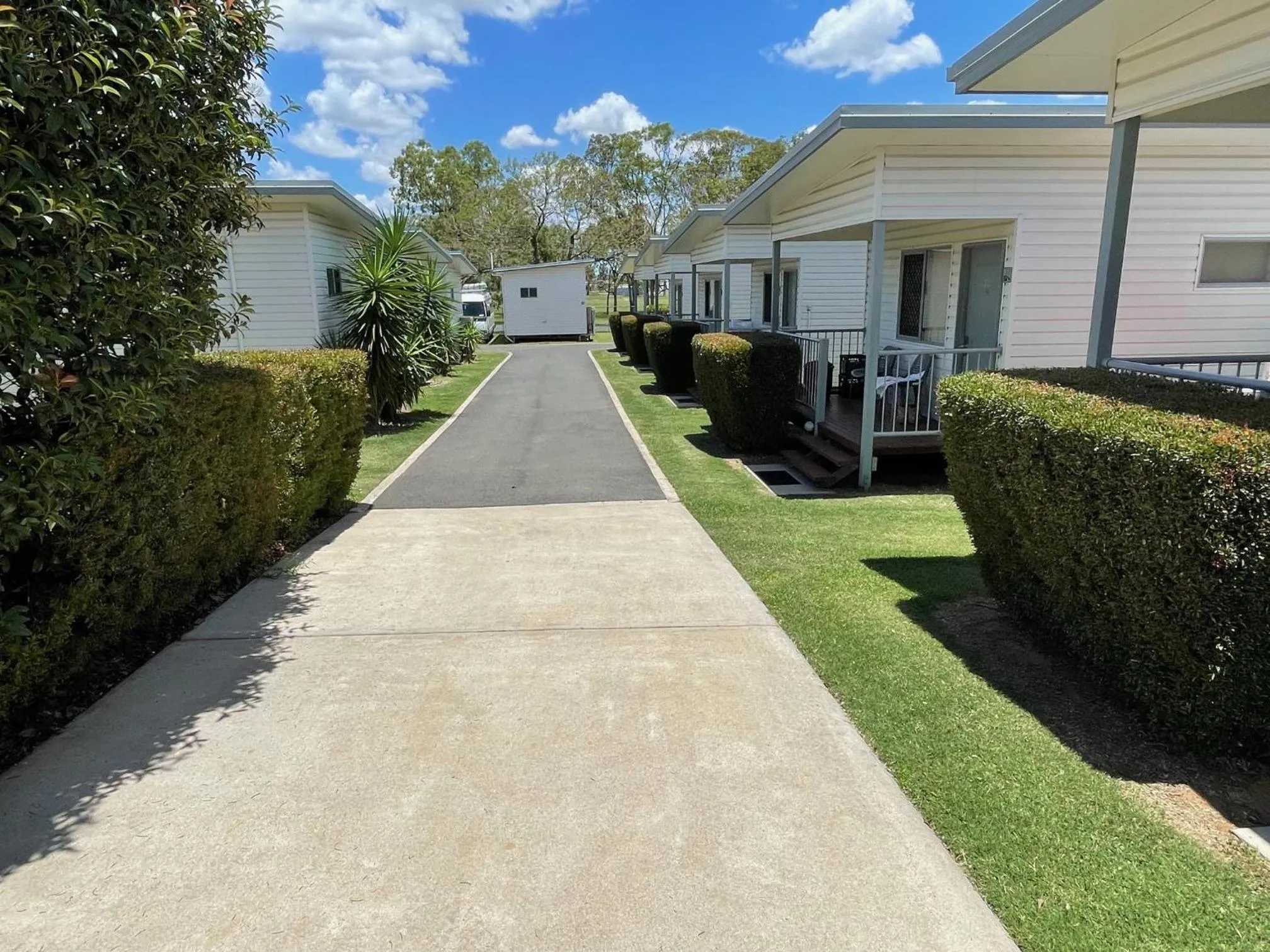 Garden in Chinchilla Motor Inn